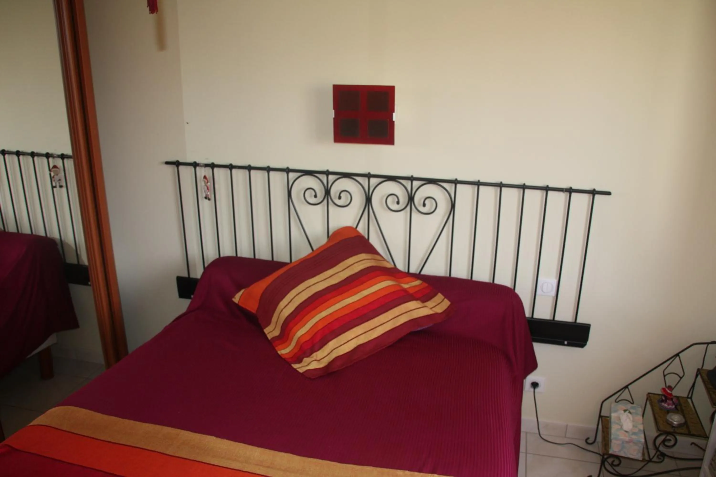 Bed in La Nouste Maisoun