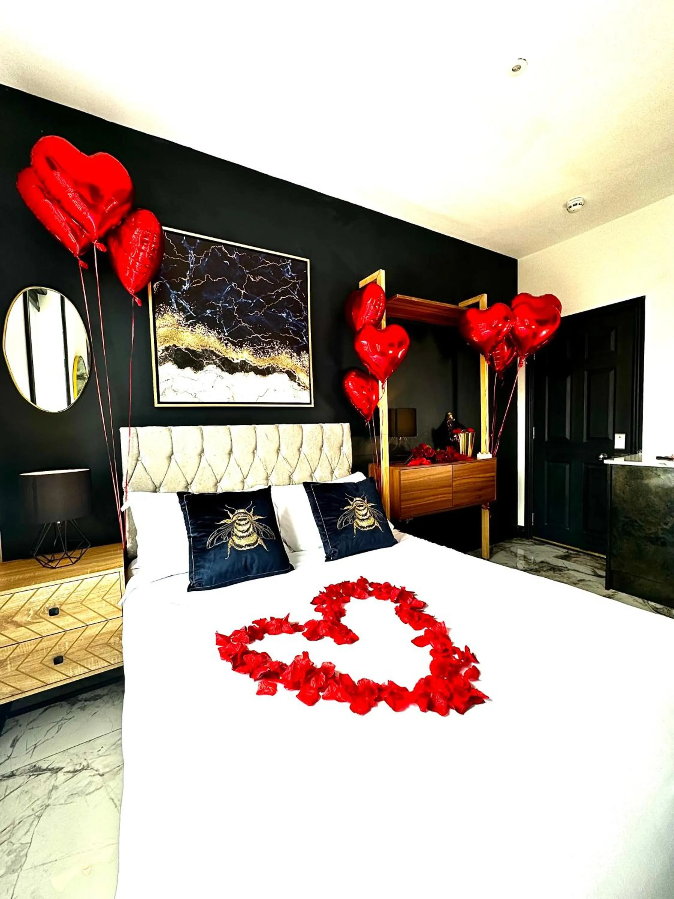 Bed in Duke and Duchess Apartments and Rooms - Private in Room Hot Tub Suites