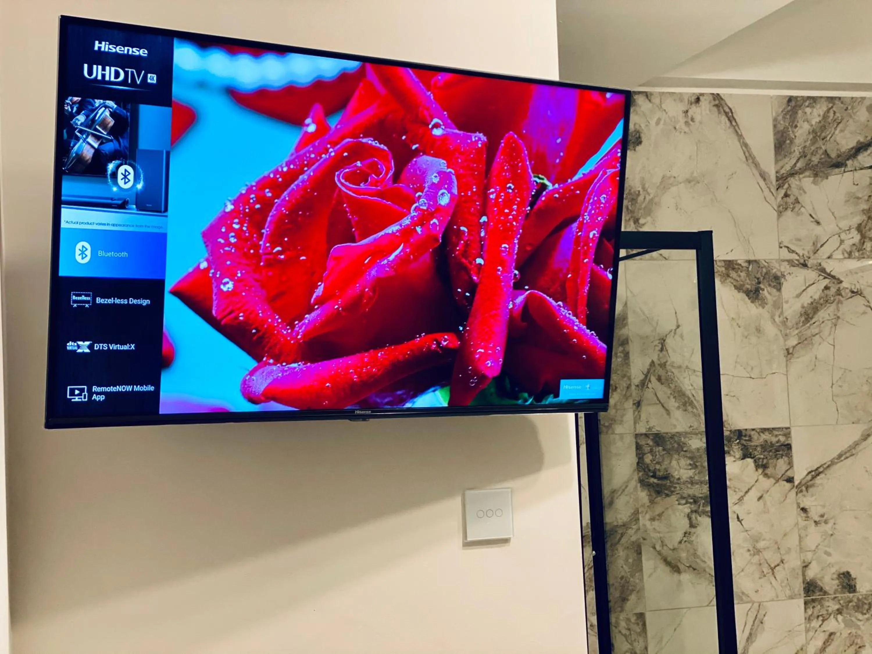 Duke and Duchess Apartments and Rooms - Private in Room Hot Tub Suites