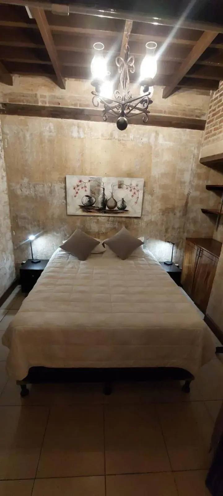 Bed in Hot Chipilin Bed in Hot Chipilin