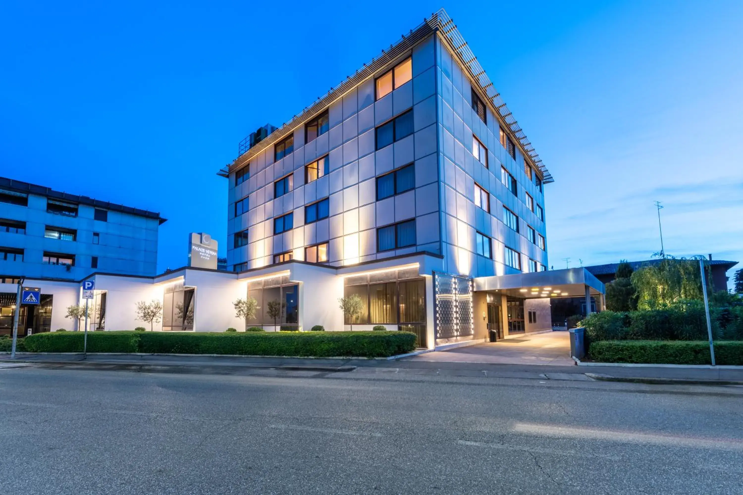 Property building in Hotel Palace Verona Property building in Hotel Palace Verona