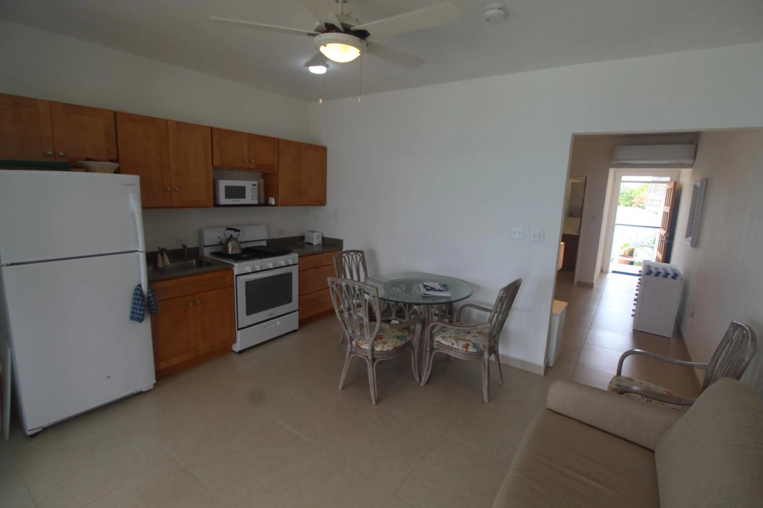 Dining area in The Horny Toad Guest House