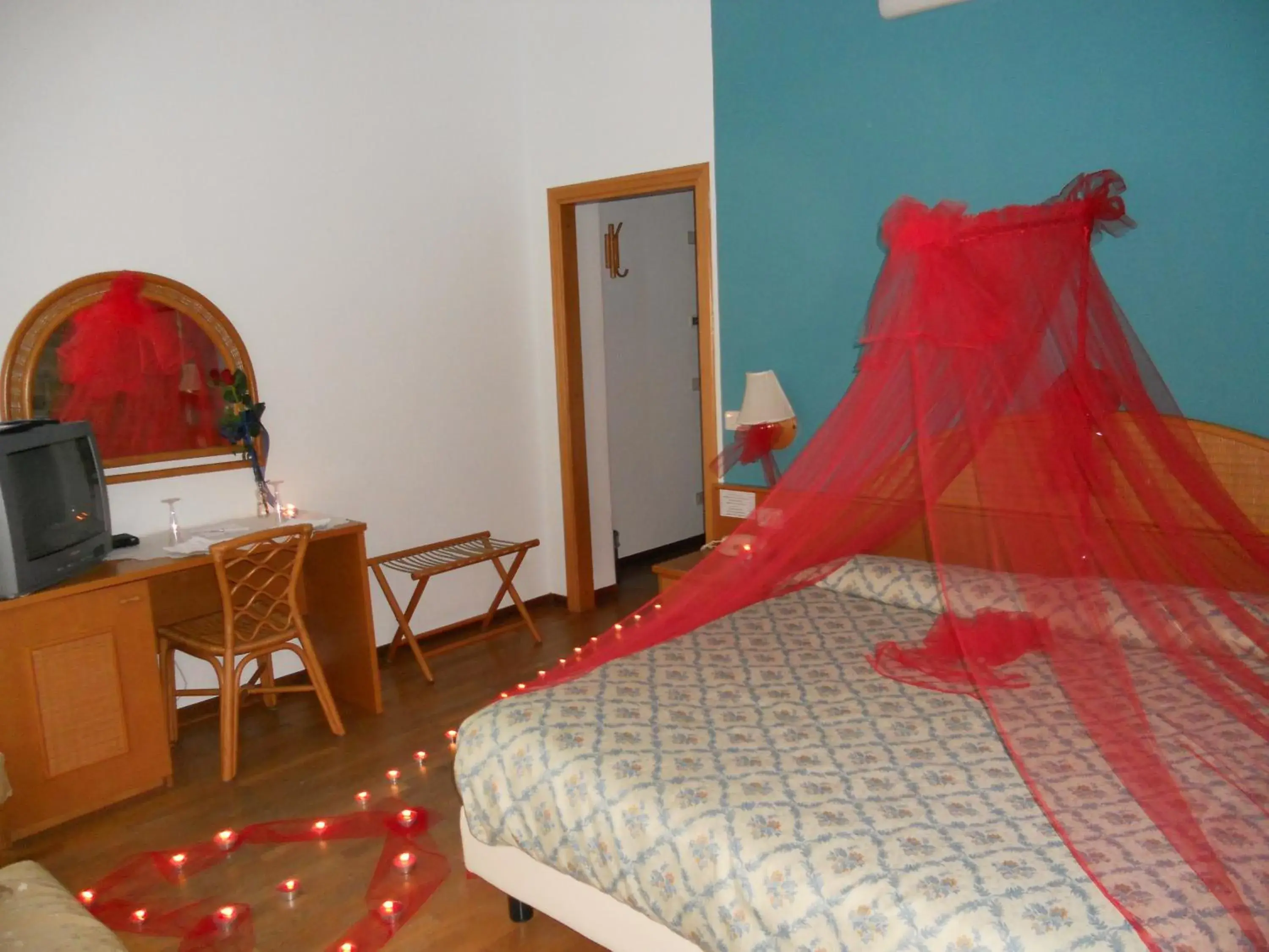 Bed in Hotel Cavalieri Bed in Hotel Cavalieri