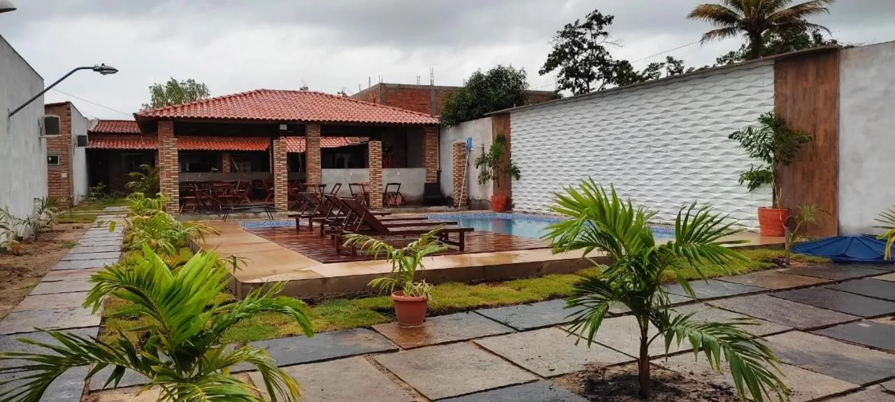 Swimming pool in Pousada RIOSTOUR