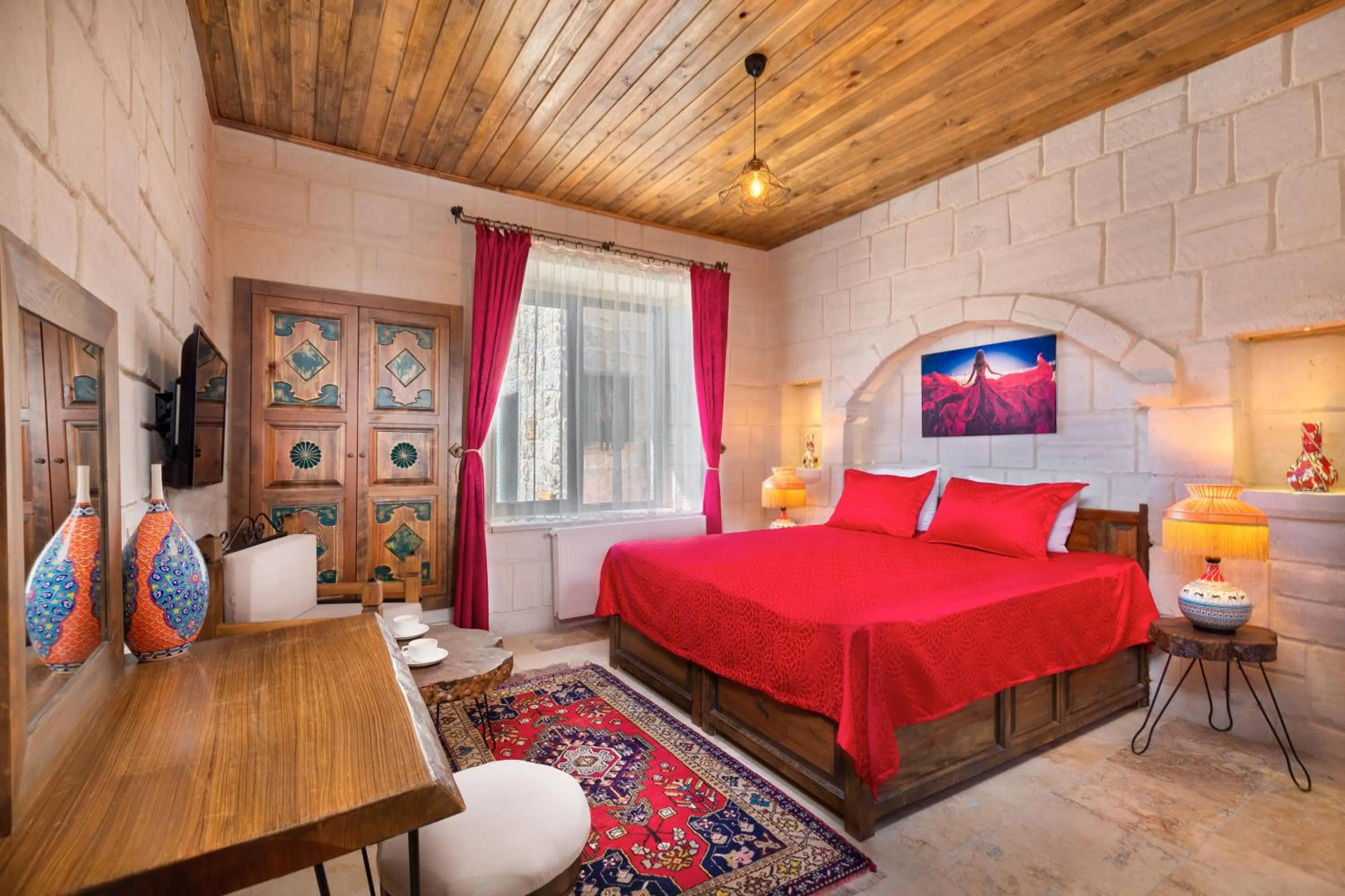 Bedroom, Bed in Megaron Cave Hotel Cappadocia