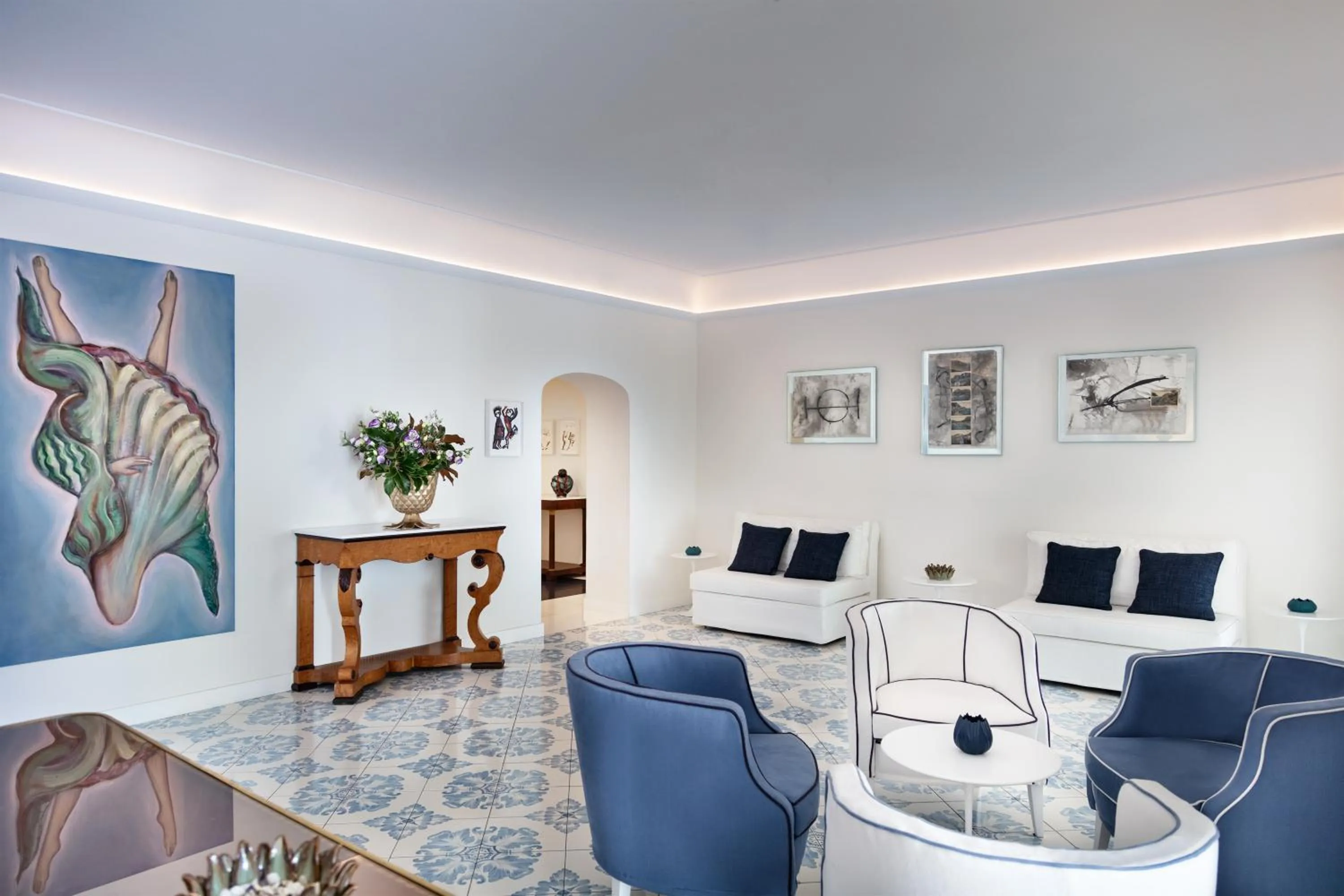 Lobby or reception in Pazziella Garden & Suites