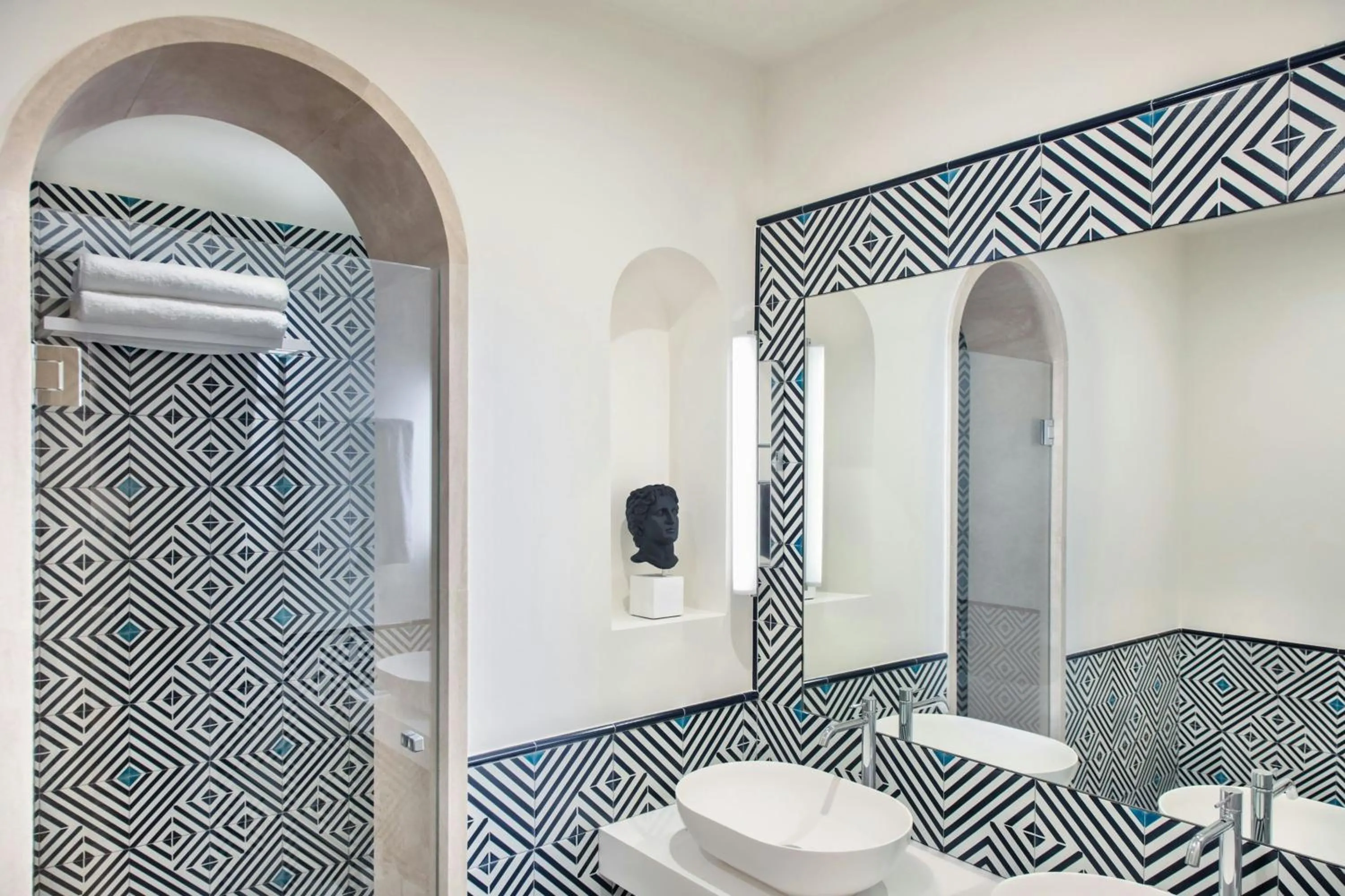 Bathroom in Pazziella, a Luxury Collection Hotel, Capri