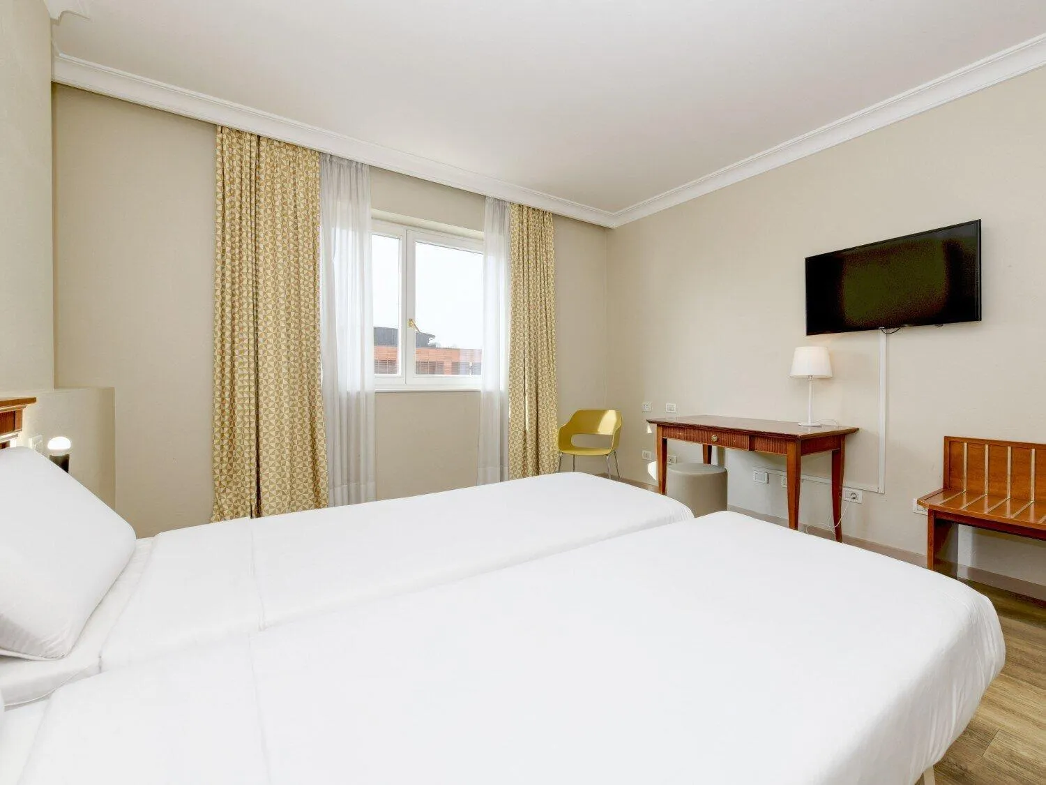 Photo of the whole room, Bed in B&B Hotel Affi - Lago di Garda