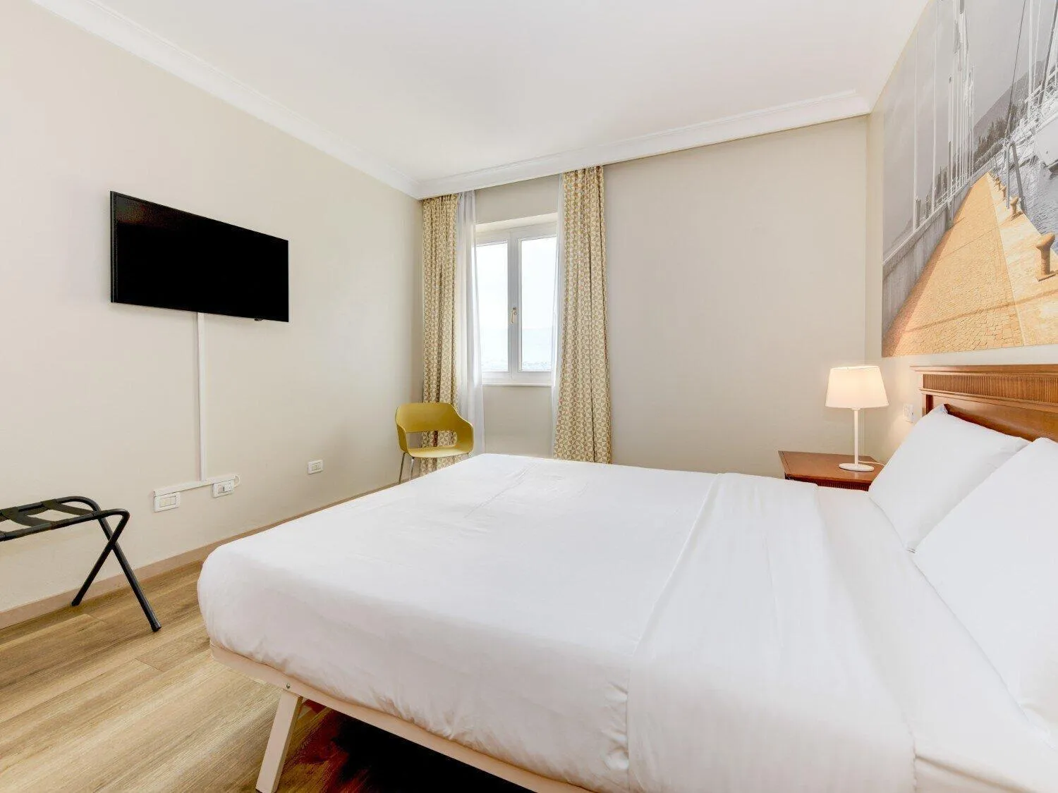 Photo of the whole room, Bed in B&B Hotel Affi - Lago di Garda