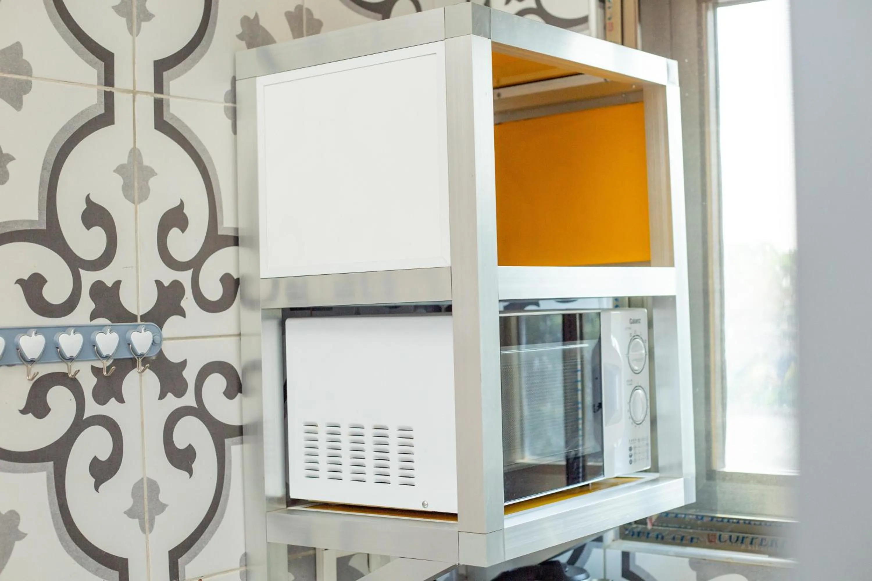 Kitchen or kitchenette in High Level Apartment