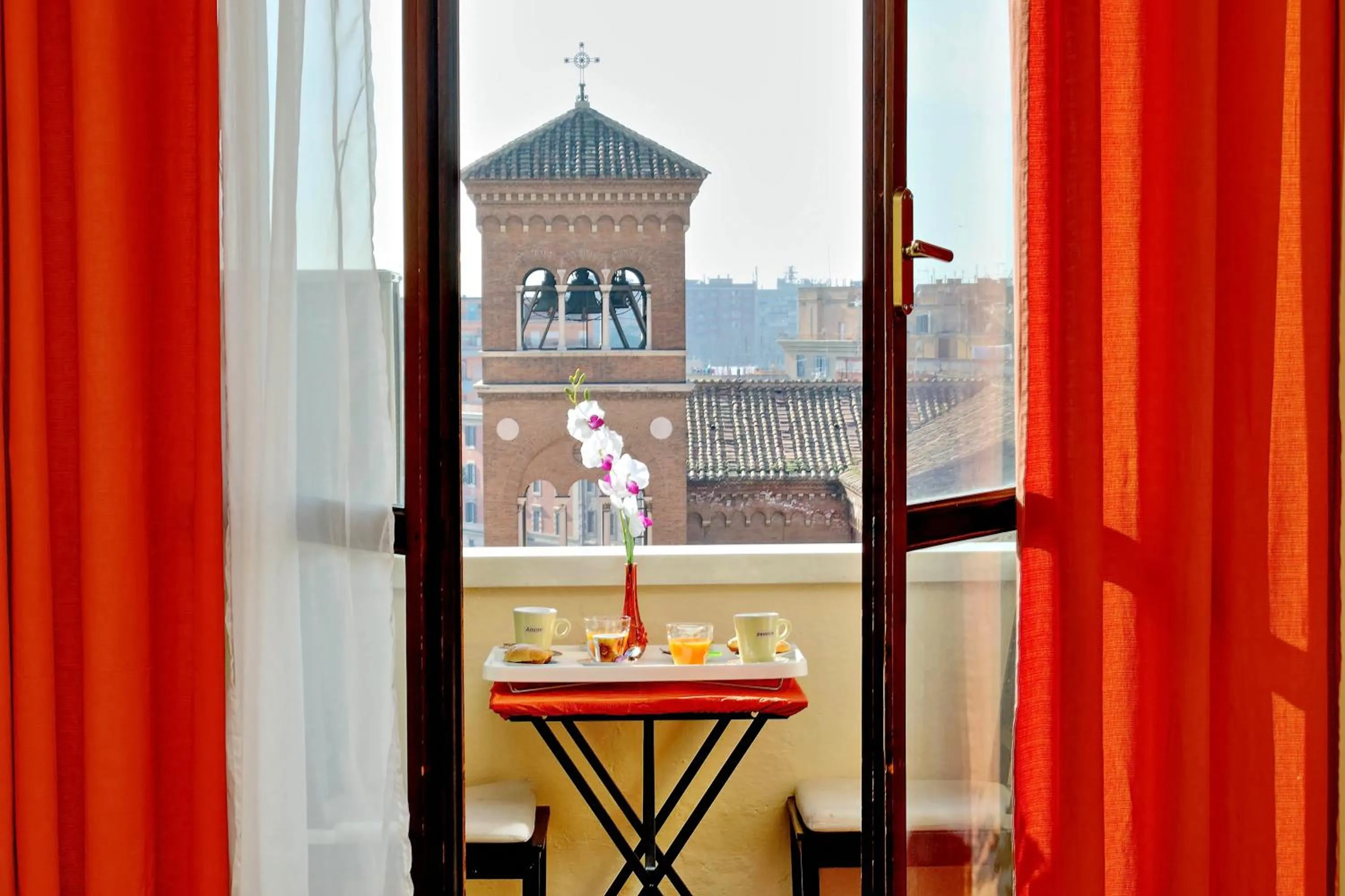 City view in Alloggio Re Di Roma