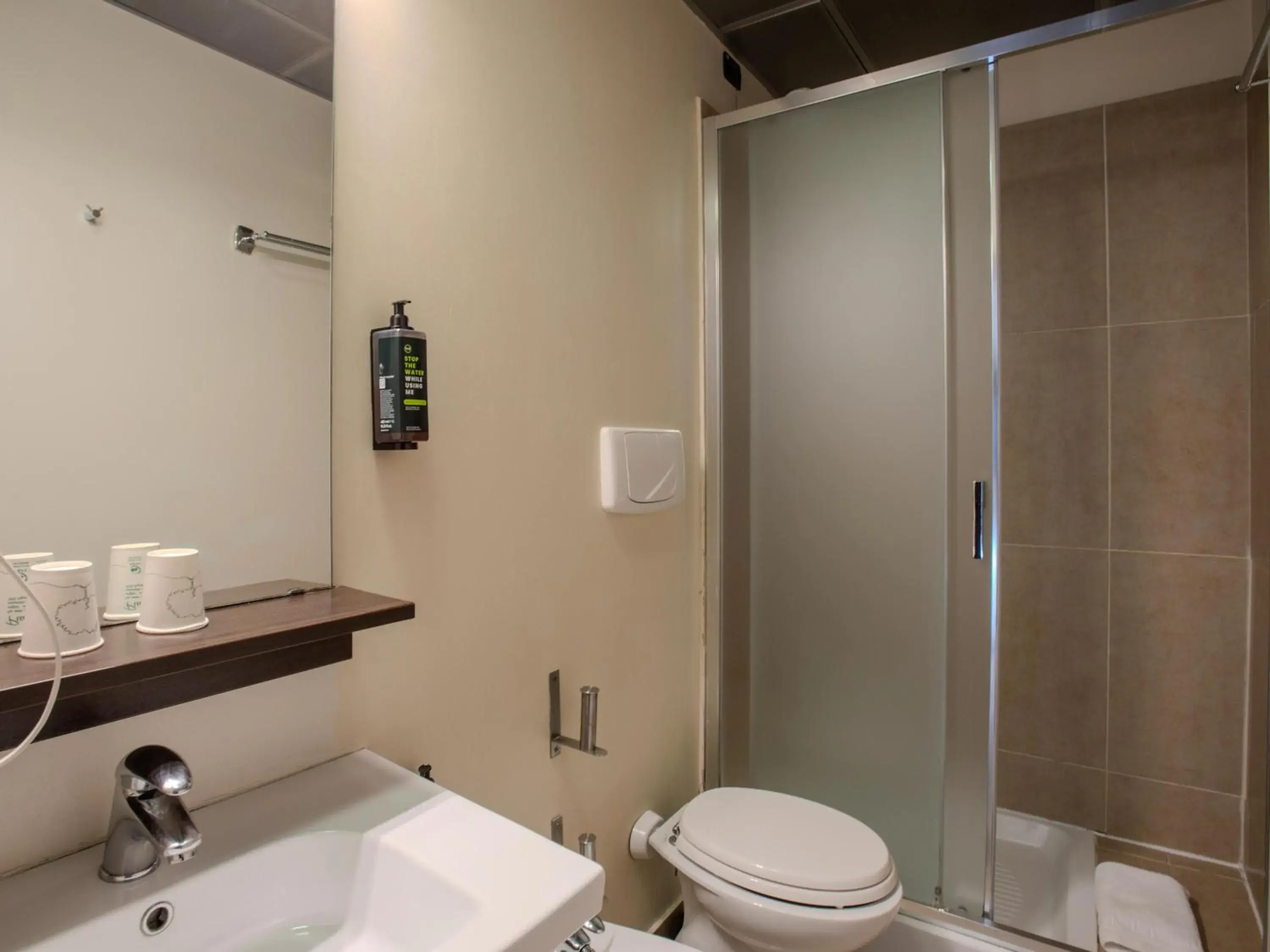 Bathroom in B&B Hotel Firenze Novoli Bathroom in B&B Hotel Firenze Novoli