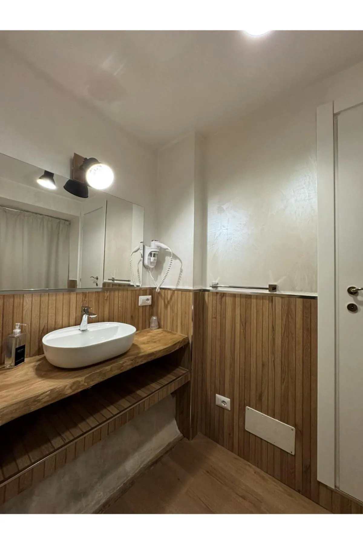 Bathroom in Dulcis In Pantheon