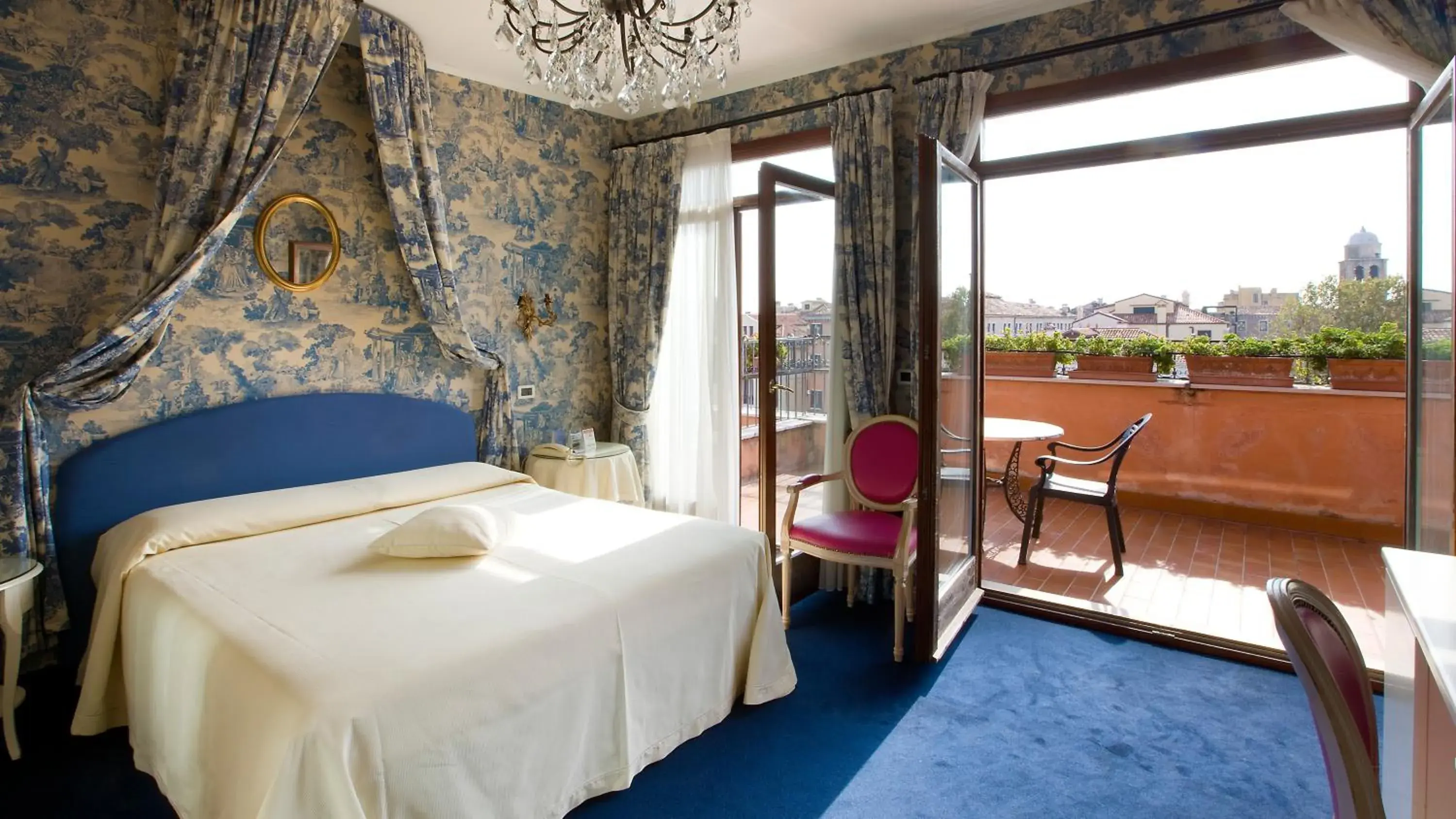 Balcony/Terrace, Bed in Hotel Principe Balcony/Terrace, Bed in Hotel Principe