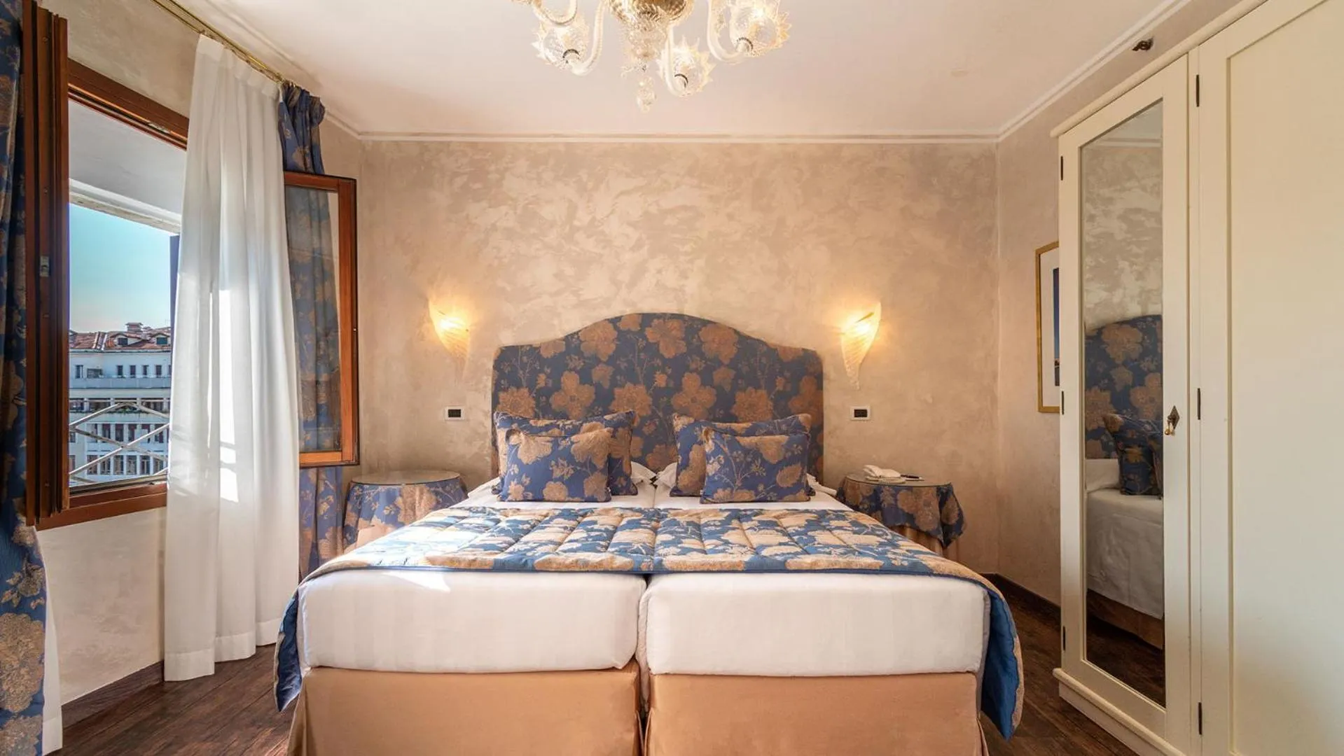 Photo of the whole room, Bed in Hotel Principe