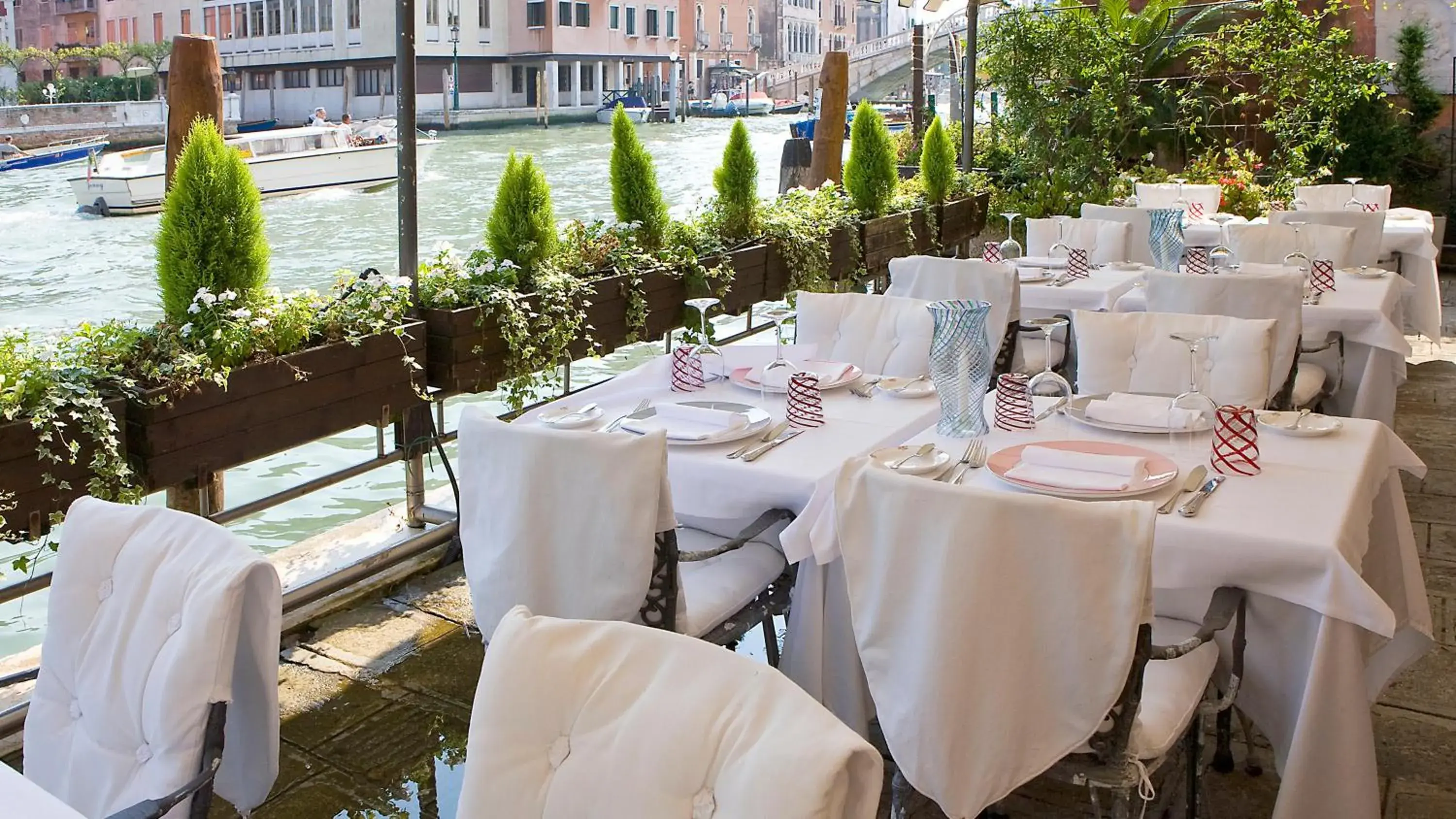 Restaurant/places to eat in Hotel Principe Restaurant/places to eat in Hotel Principe
