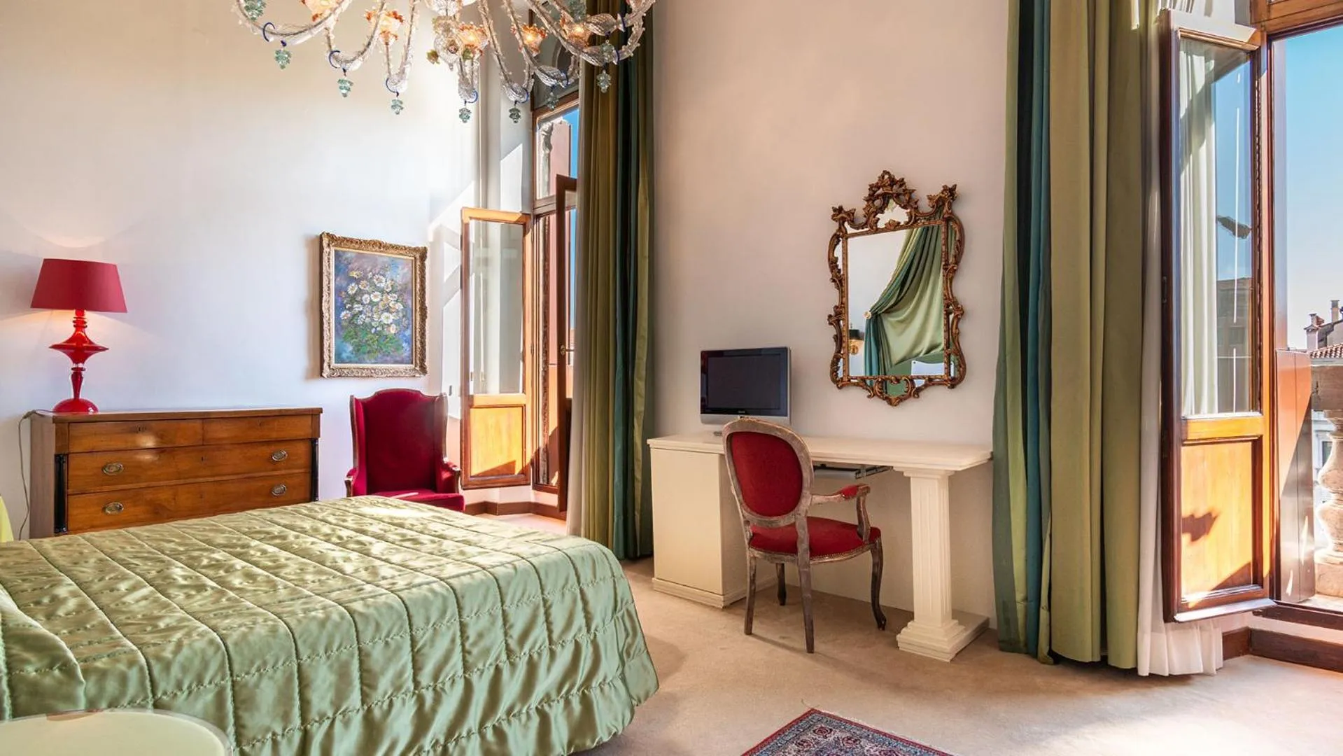 Photo of the whole room, Bed in Hotel Principe