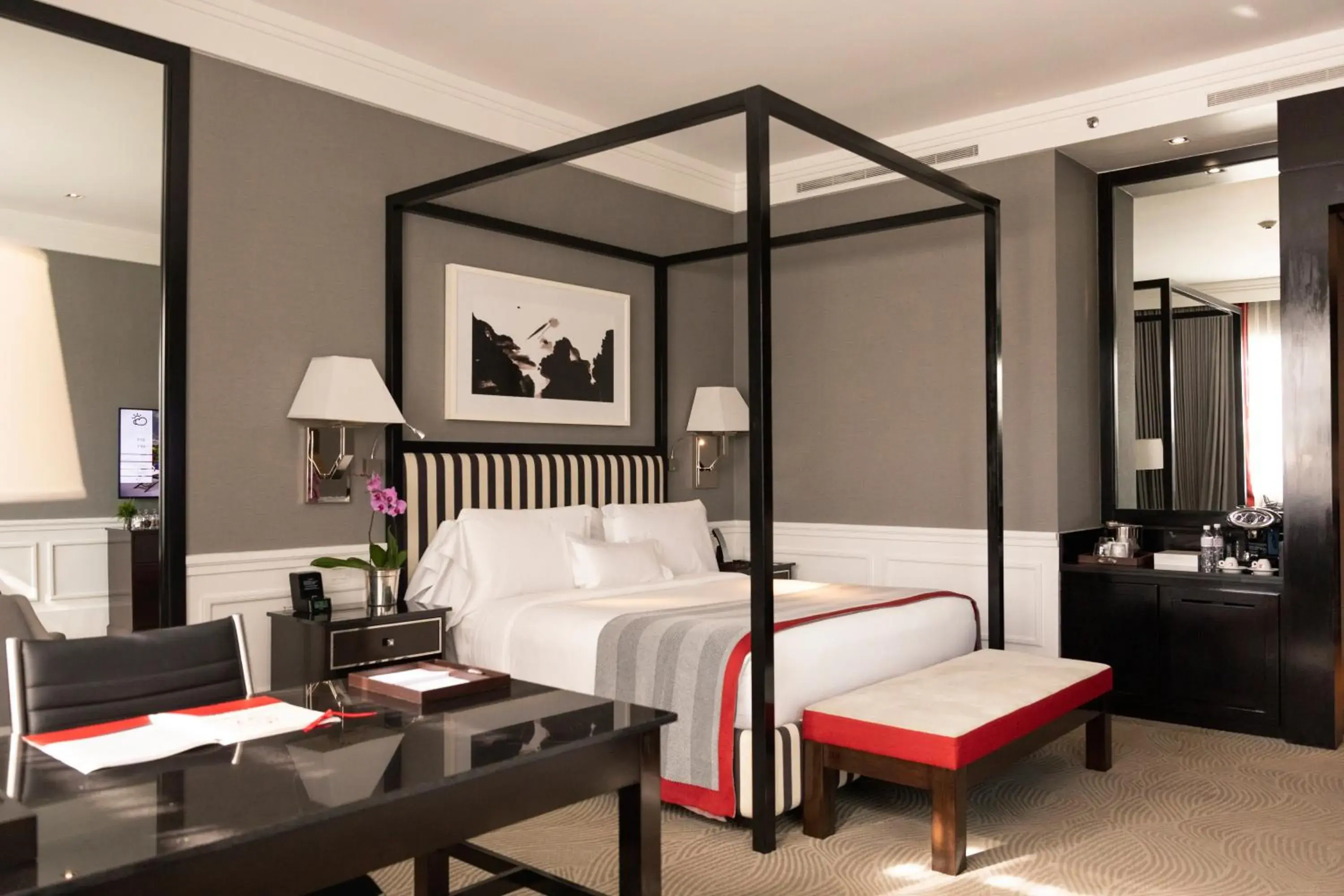 Bedroom, Bed in Hotel Cayena Caracas a LHW Bedroom, Bed in Hotel Cayena Caracas a LHW