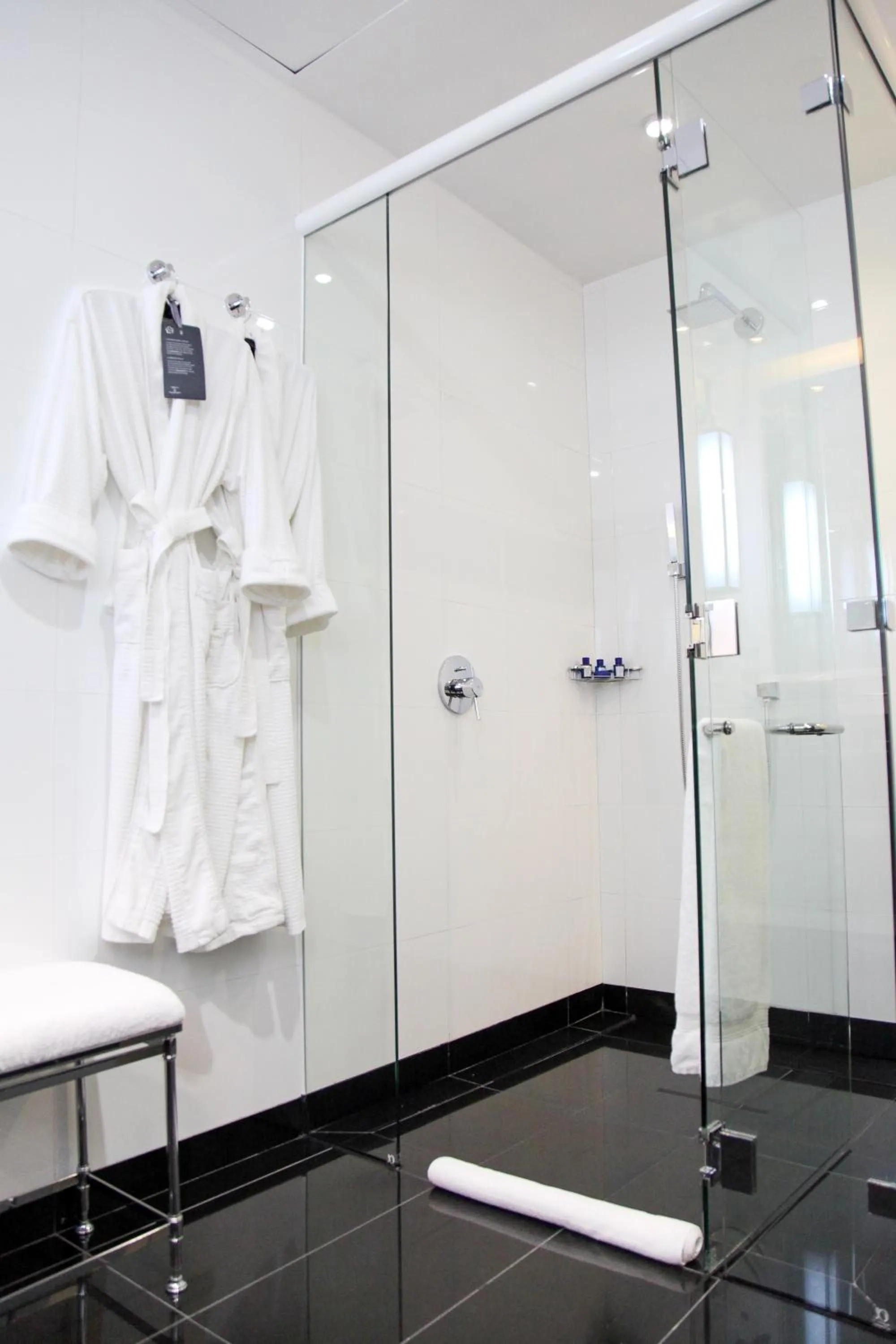 Bathroom in Hotel Cayena Caracas a LHW