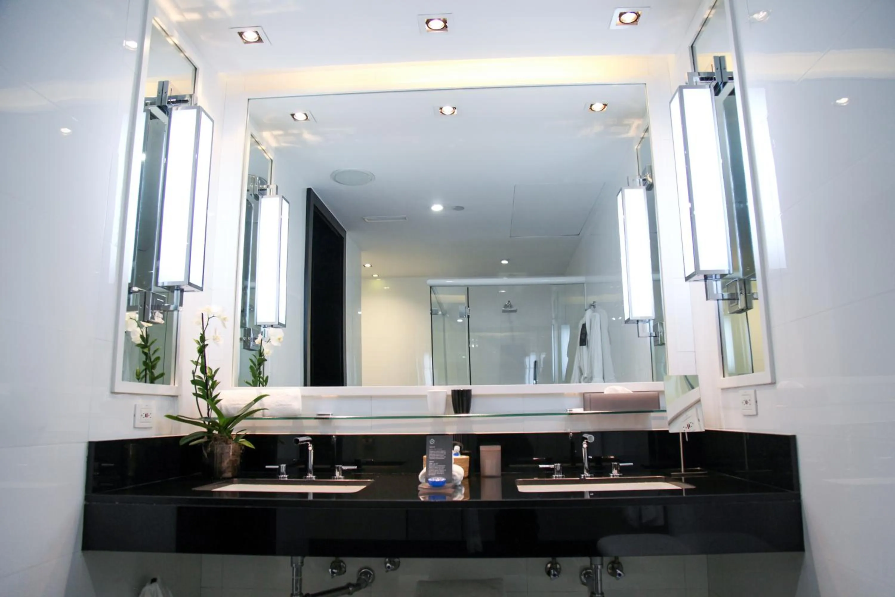 Bathroom in Hotel Cayena Caracas a LHW