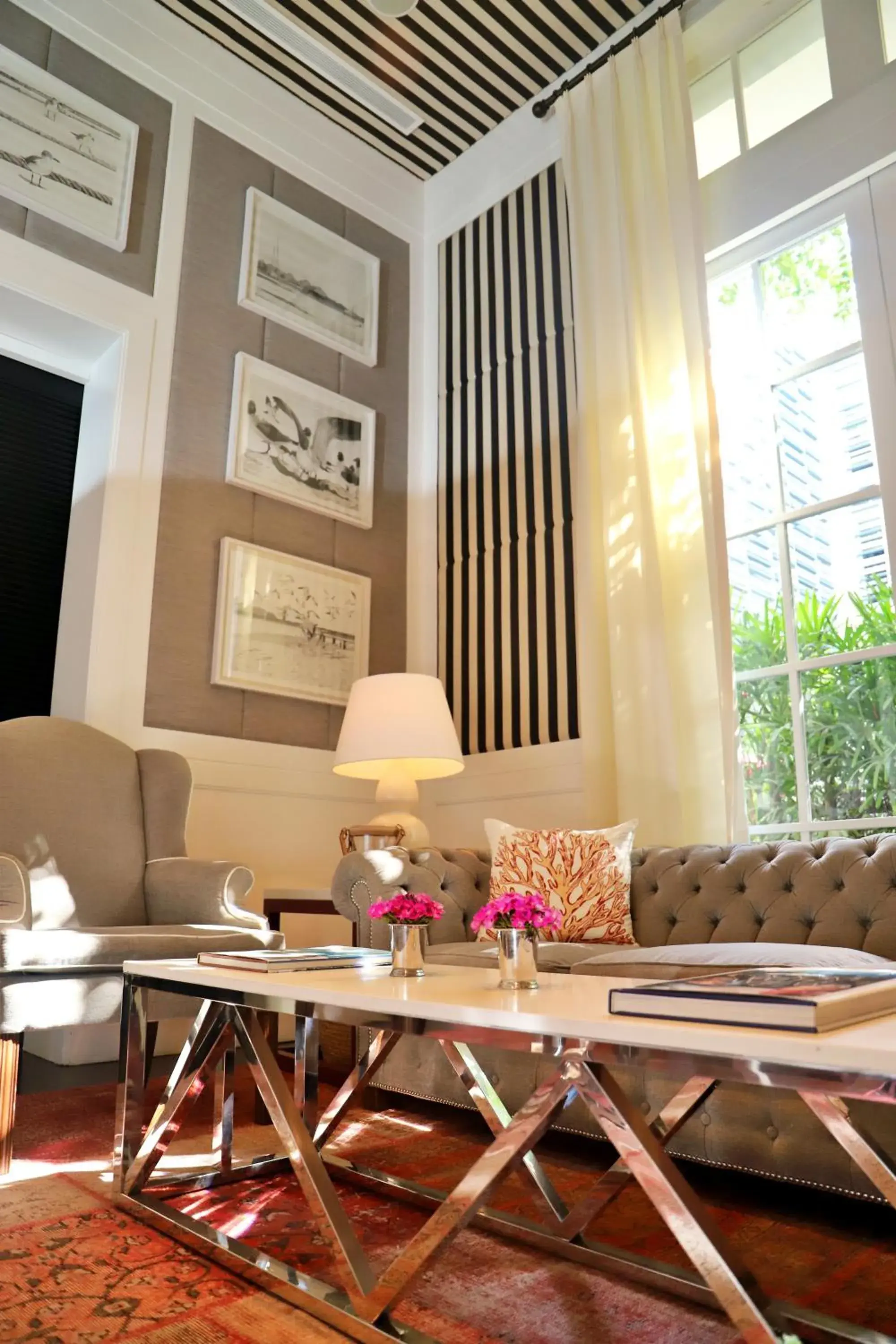 Living room in Hotel Cayena Caracas a LHW Living room in Hotel Cayena Caracas a LHW