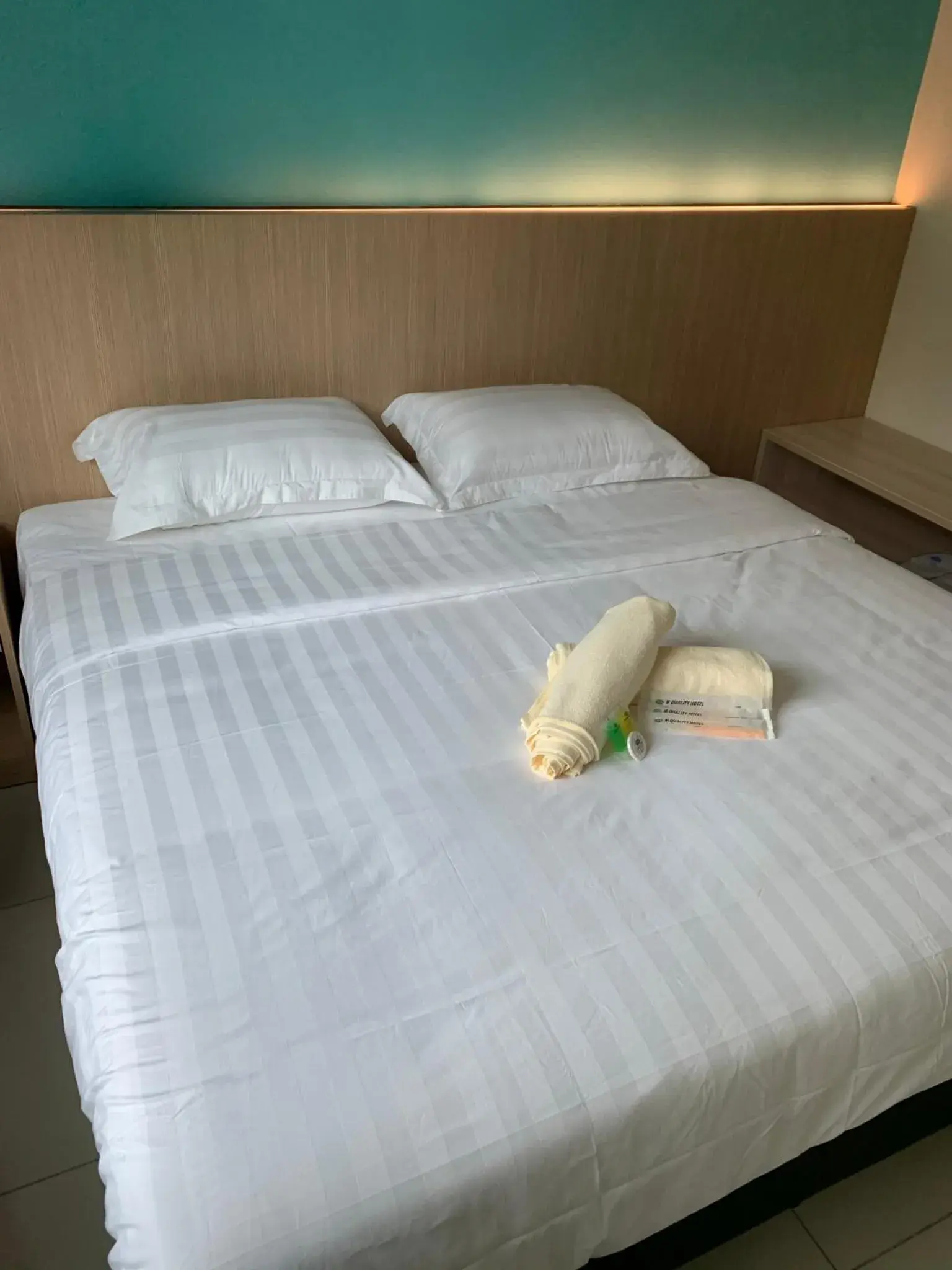 Standard Double Room in M Quality Hotel Standard Double Room in M Quality Hotel