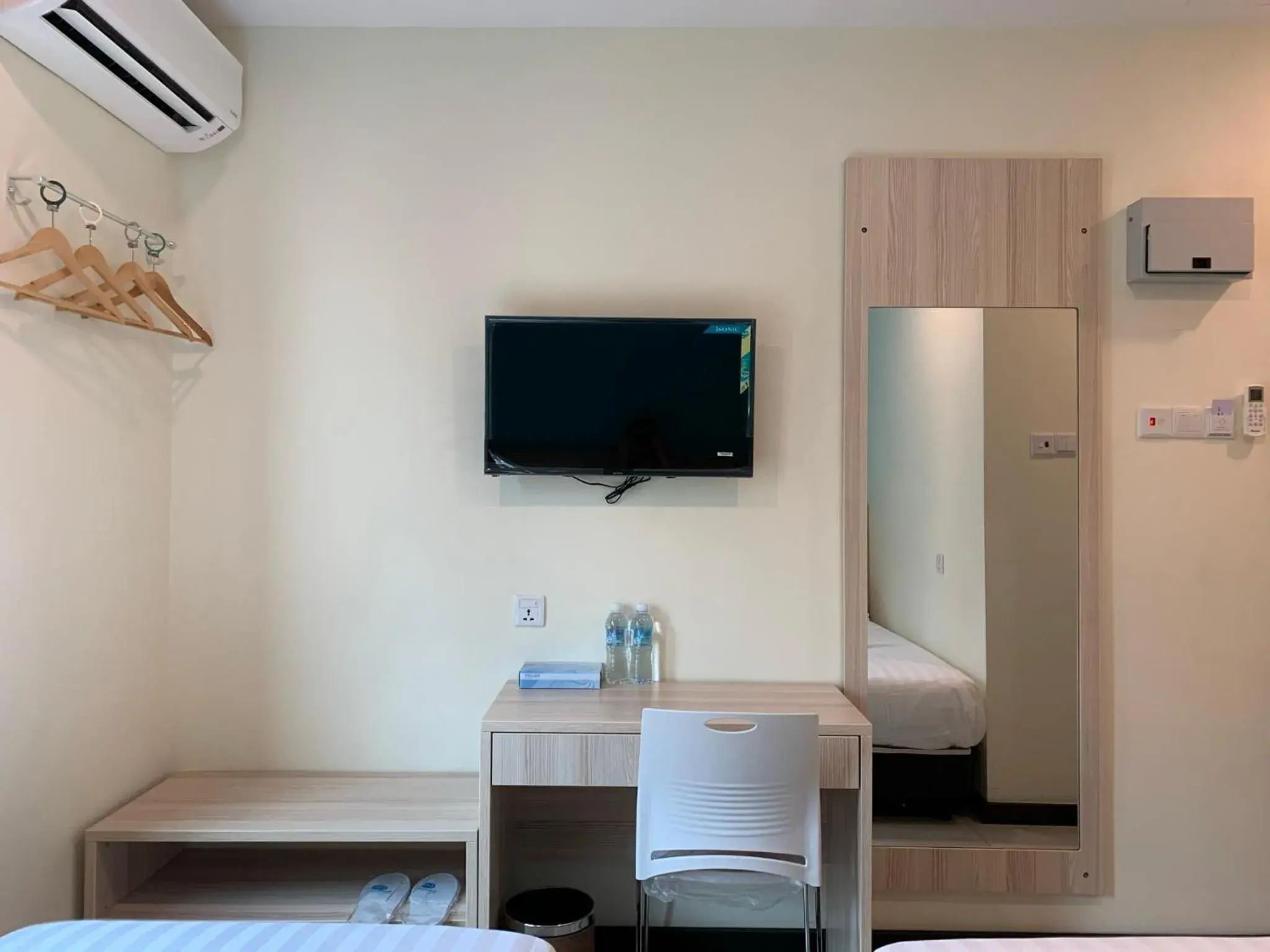 Standard Twin Room in M Quality Hotel Standard Twin Room in M Quality Hotel