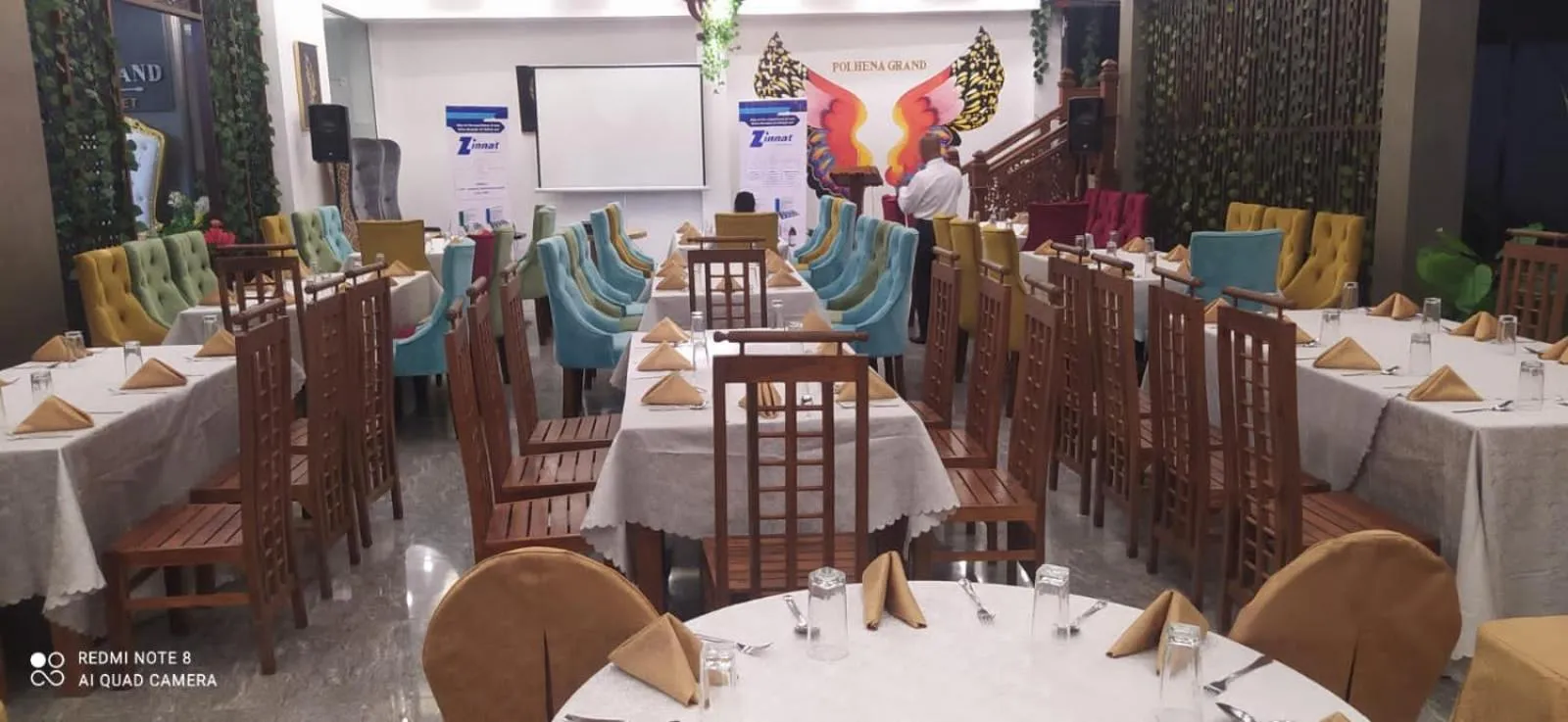 Restaurant/places to eat in Polhena Grand Resort & Banquet