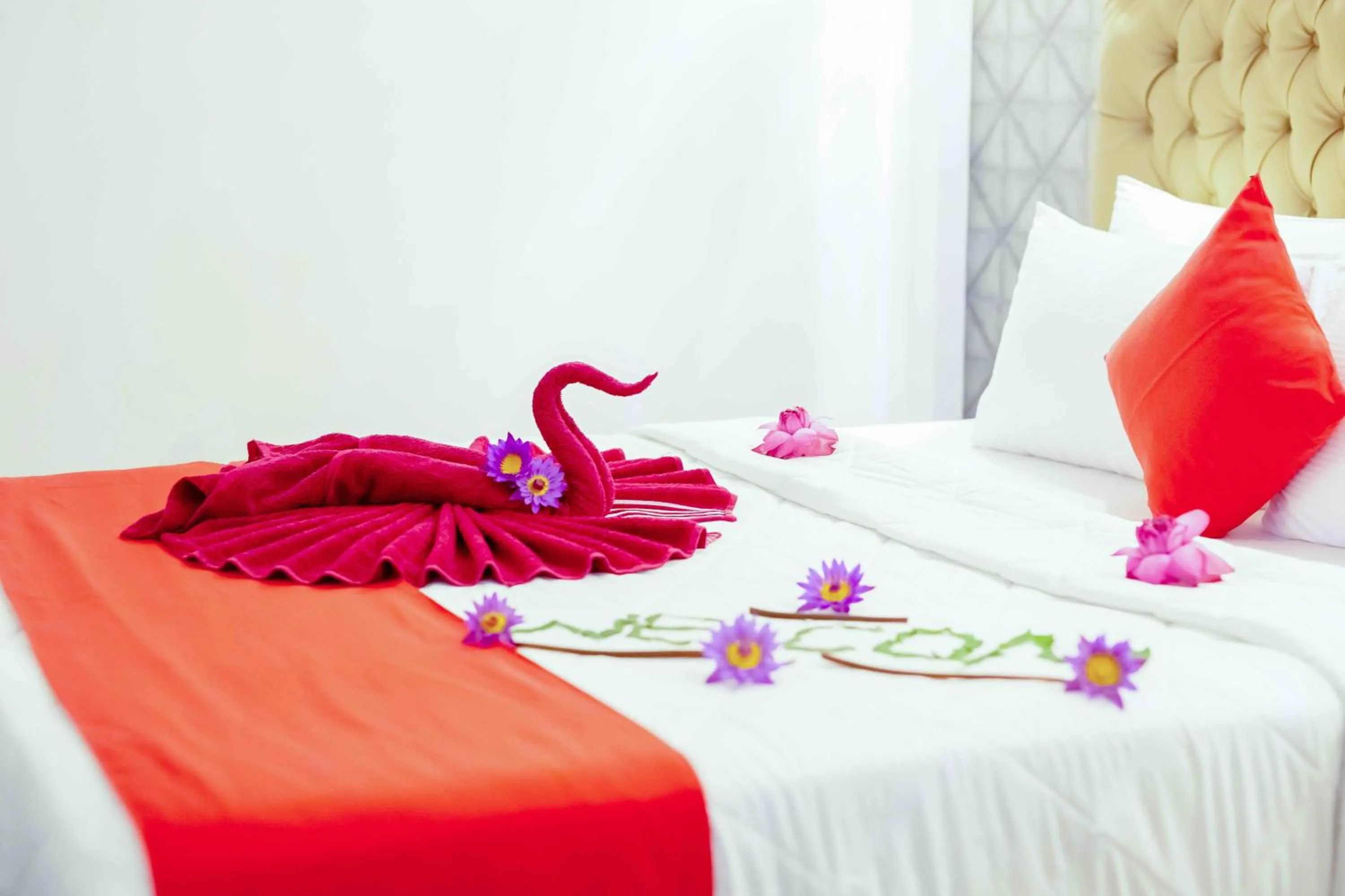 Bedroom, Bed in Polhena Grand Resort & Banquet