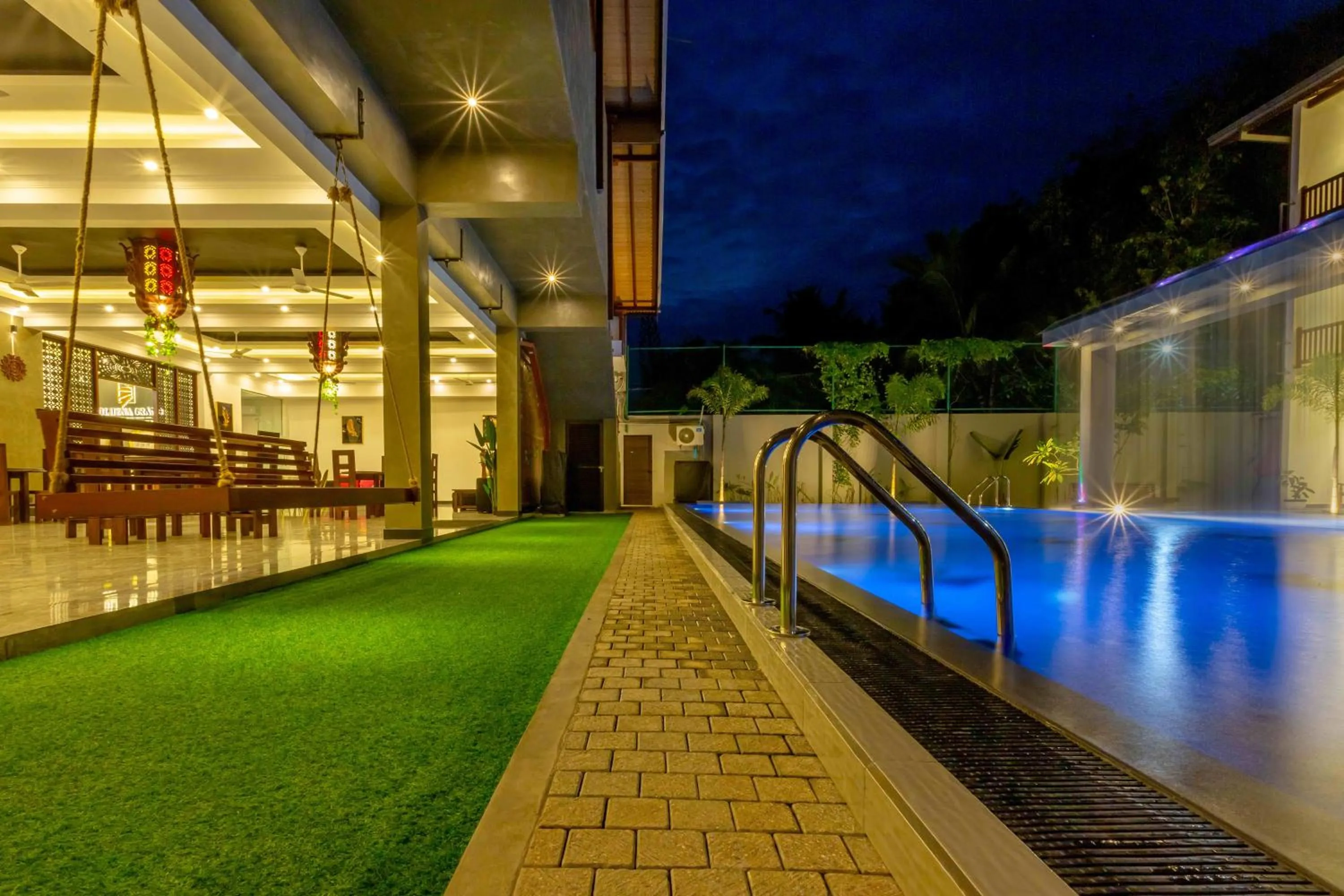 Swimming pool in Polhena Grand Resort & Banquet