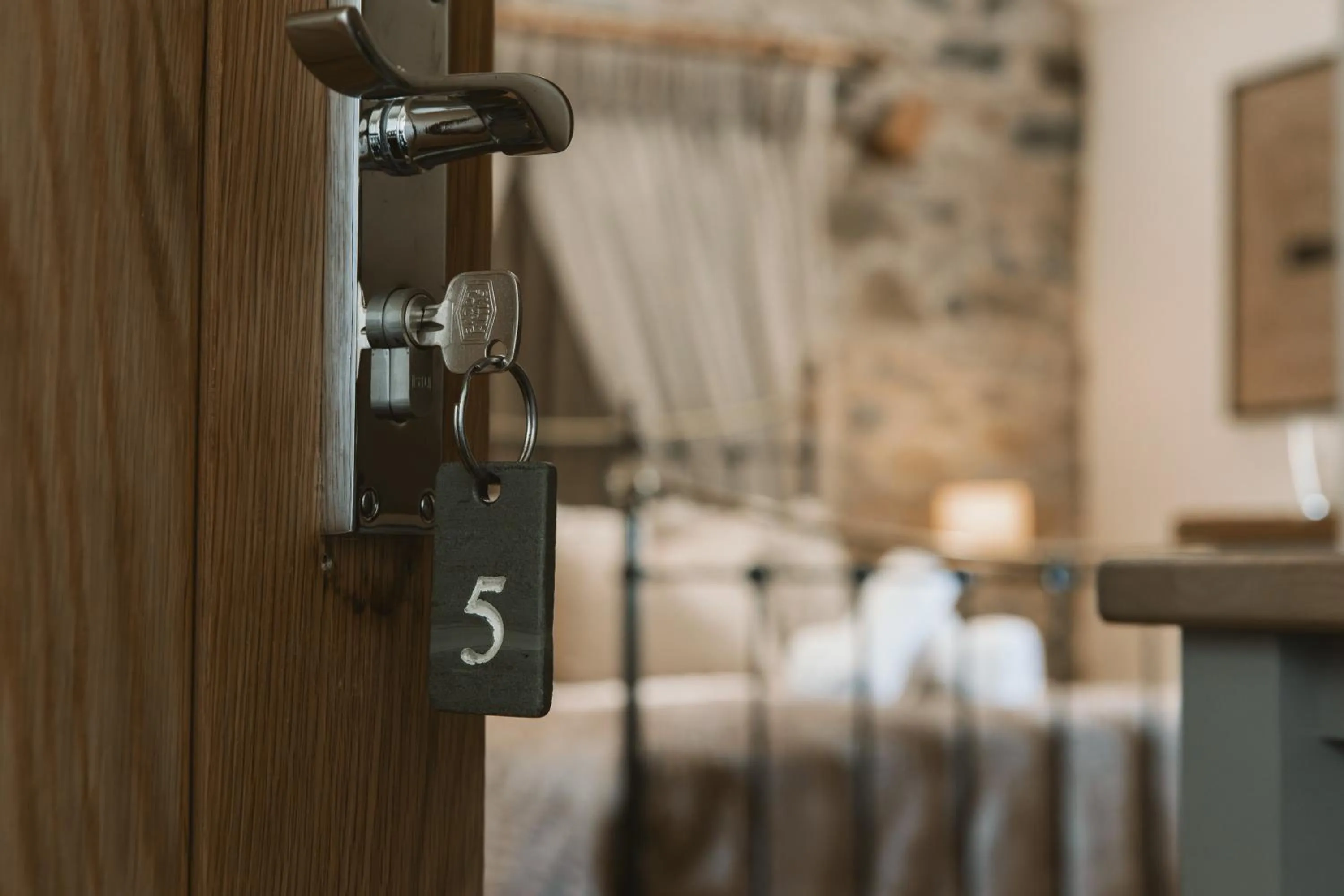 Photo of the whole room, Bed in Highside Farm