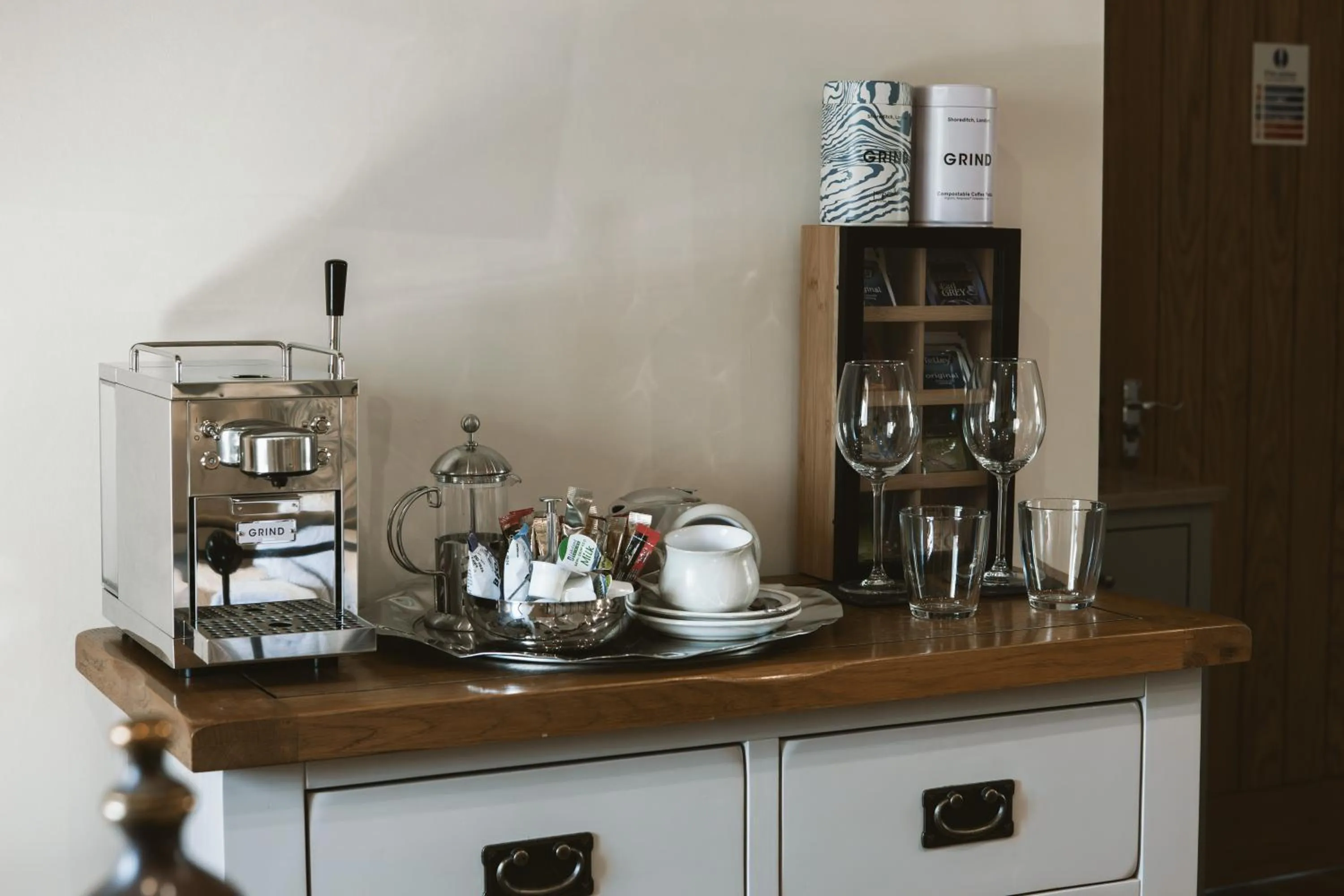 Coffee/tea facilities in Highside Farm