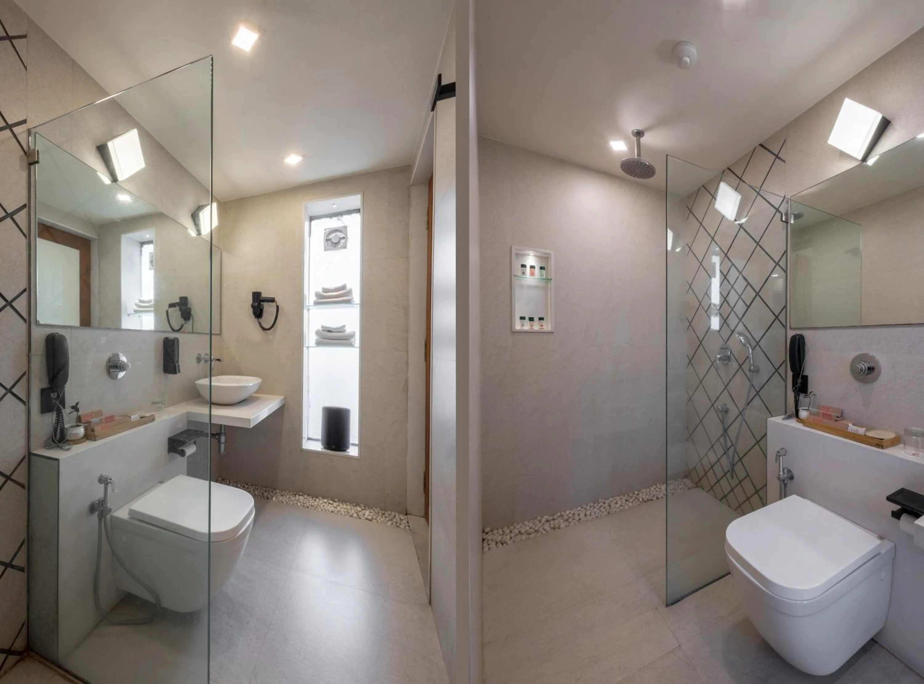 Shower in De Glance Hotel, Near Surat Railway Station