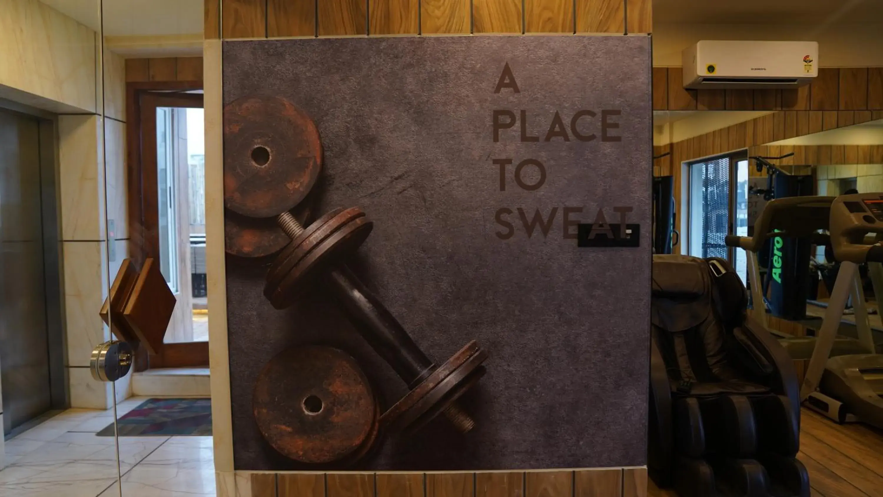 Fitness centre/facilities in De Glance Hotel, Near Surat Railway Station Fitness centre/facilities in De Glance Hotel, Near Surat Railway Station