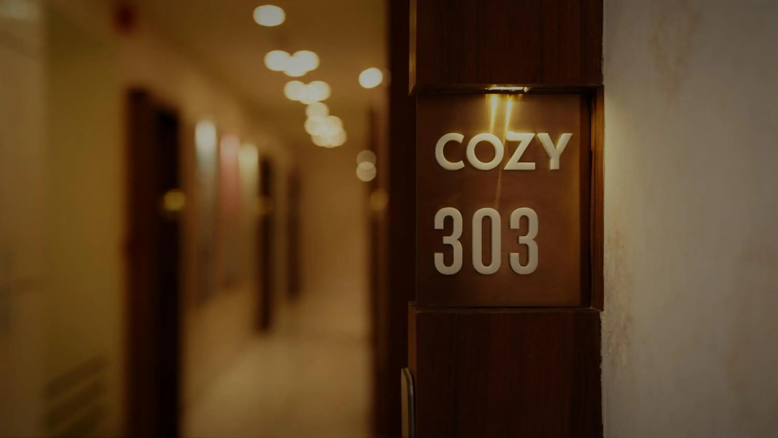 Facade/entrance in De Glance Hotel, Near Surat Railway Station Facade/entrance in De Glance Hotel, Near Surat Railway Station