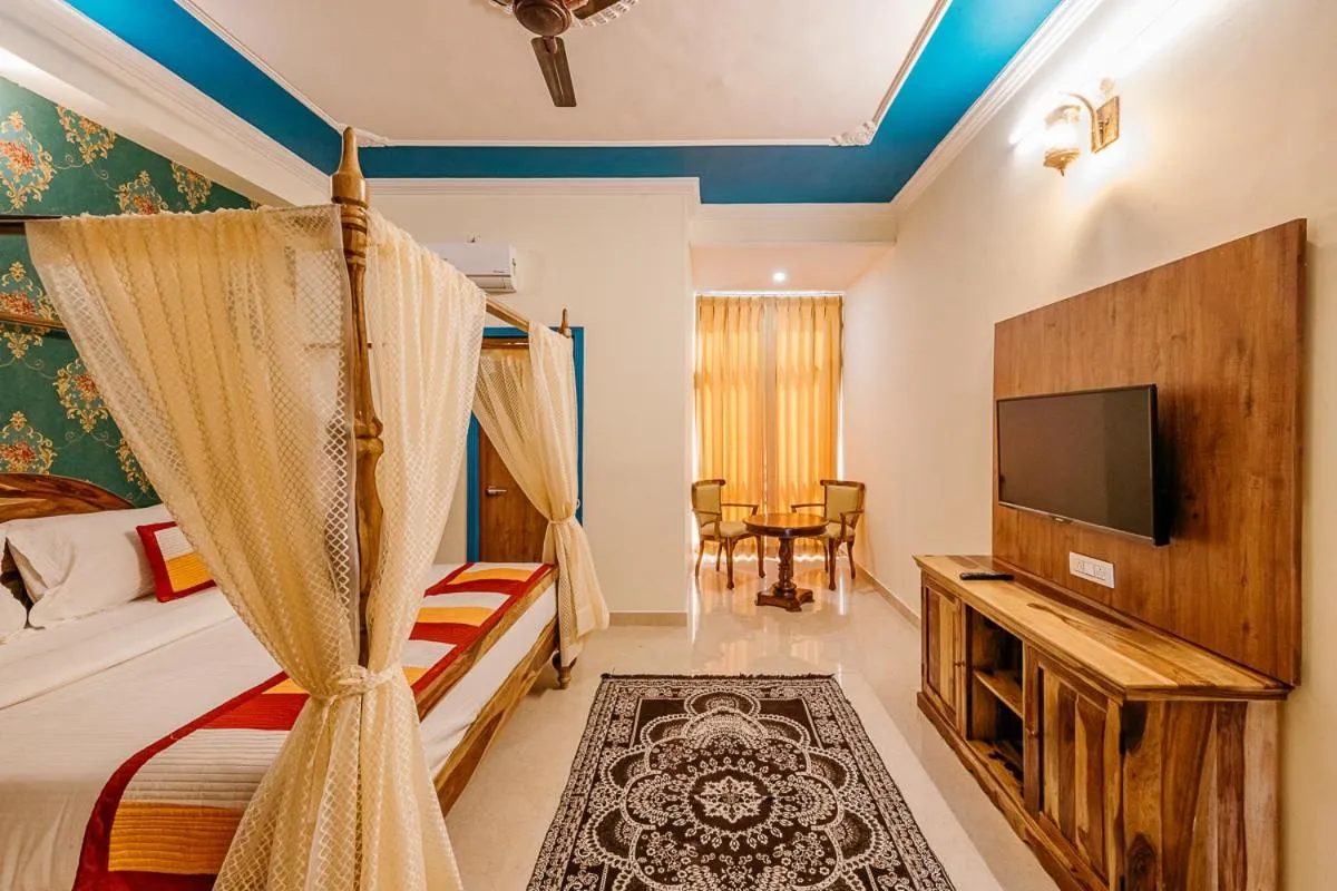 Bedroom in Aditya Palace