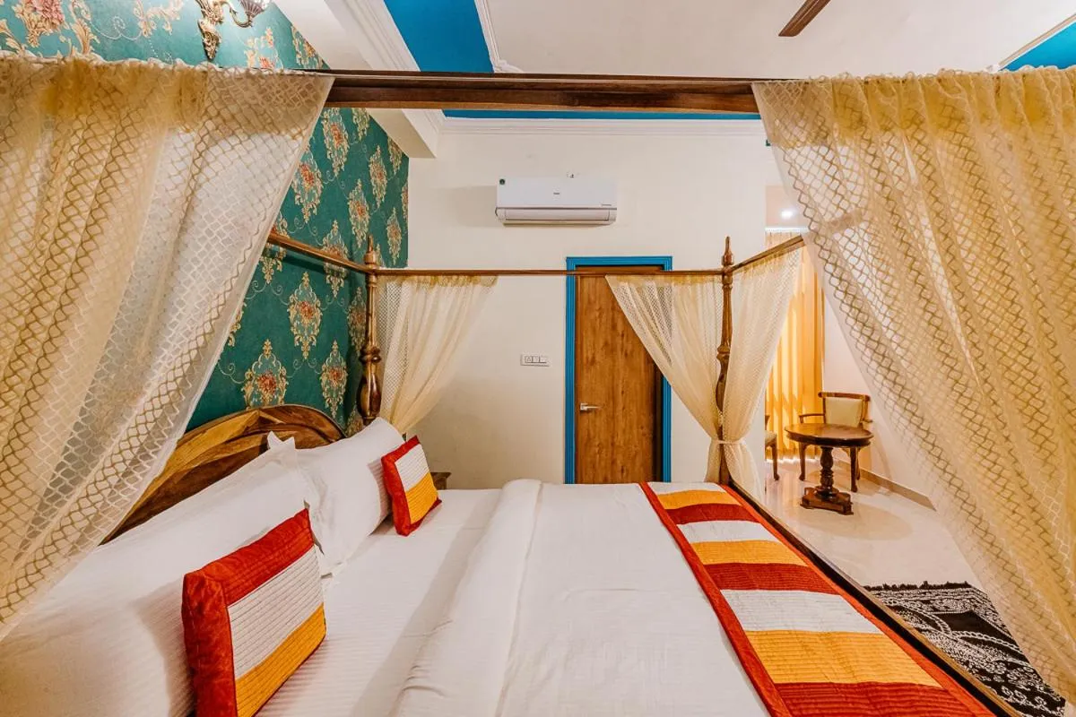 Photo of the whole room in Aditya Palace