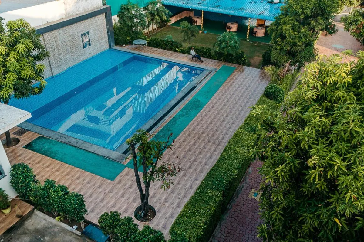 Swimming pool in Aditya Palace