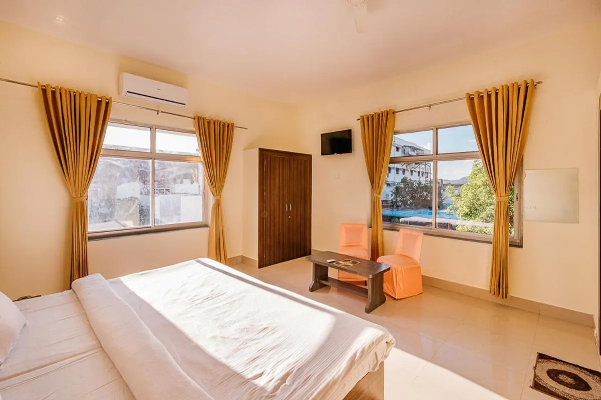 Photo of the whole room in Aditya Palace