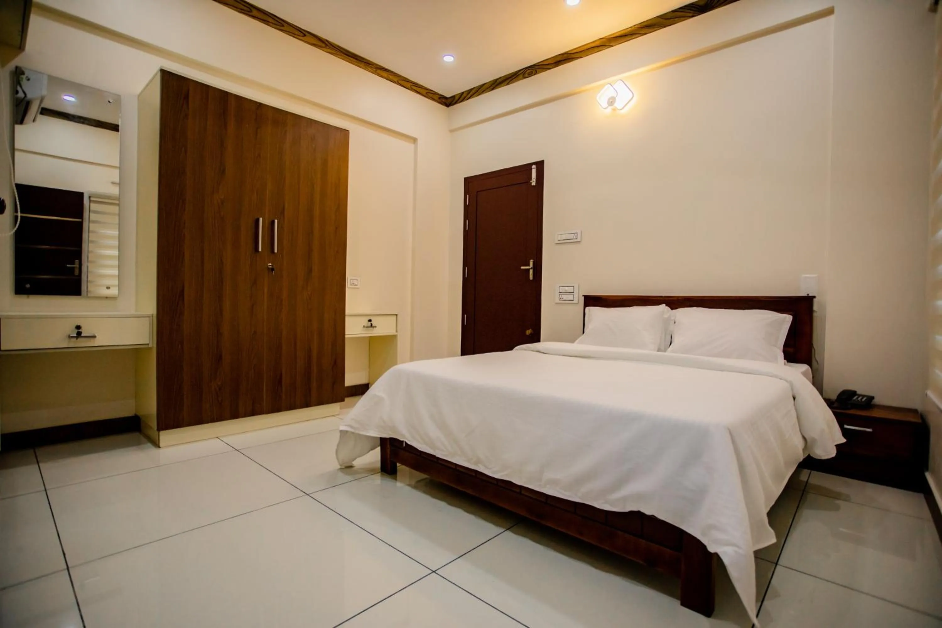 Bed in Cliff Way Apartments