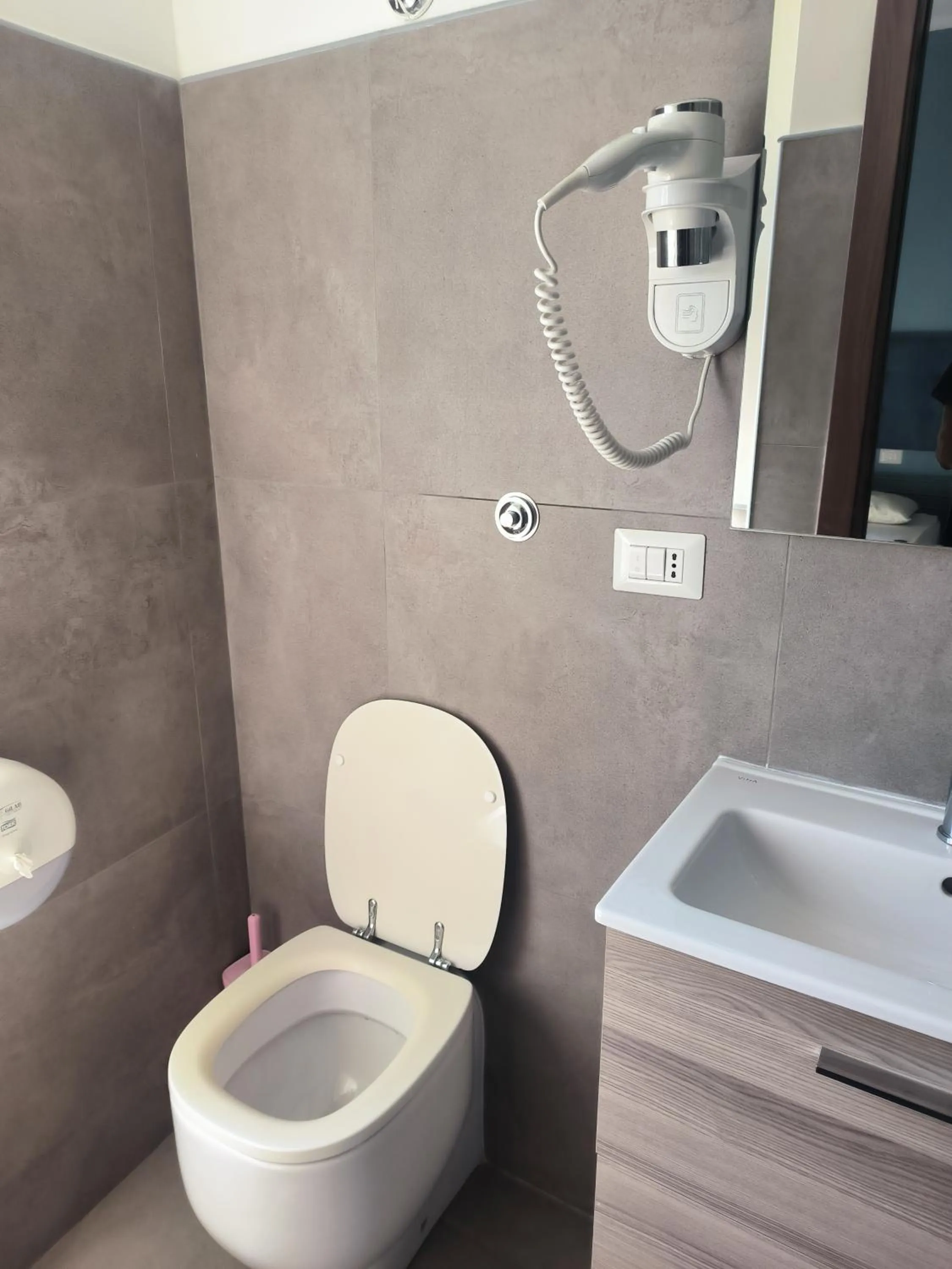 Toilet in B&B Rainbow