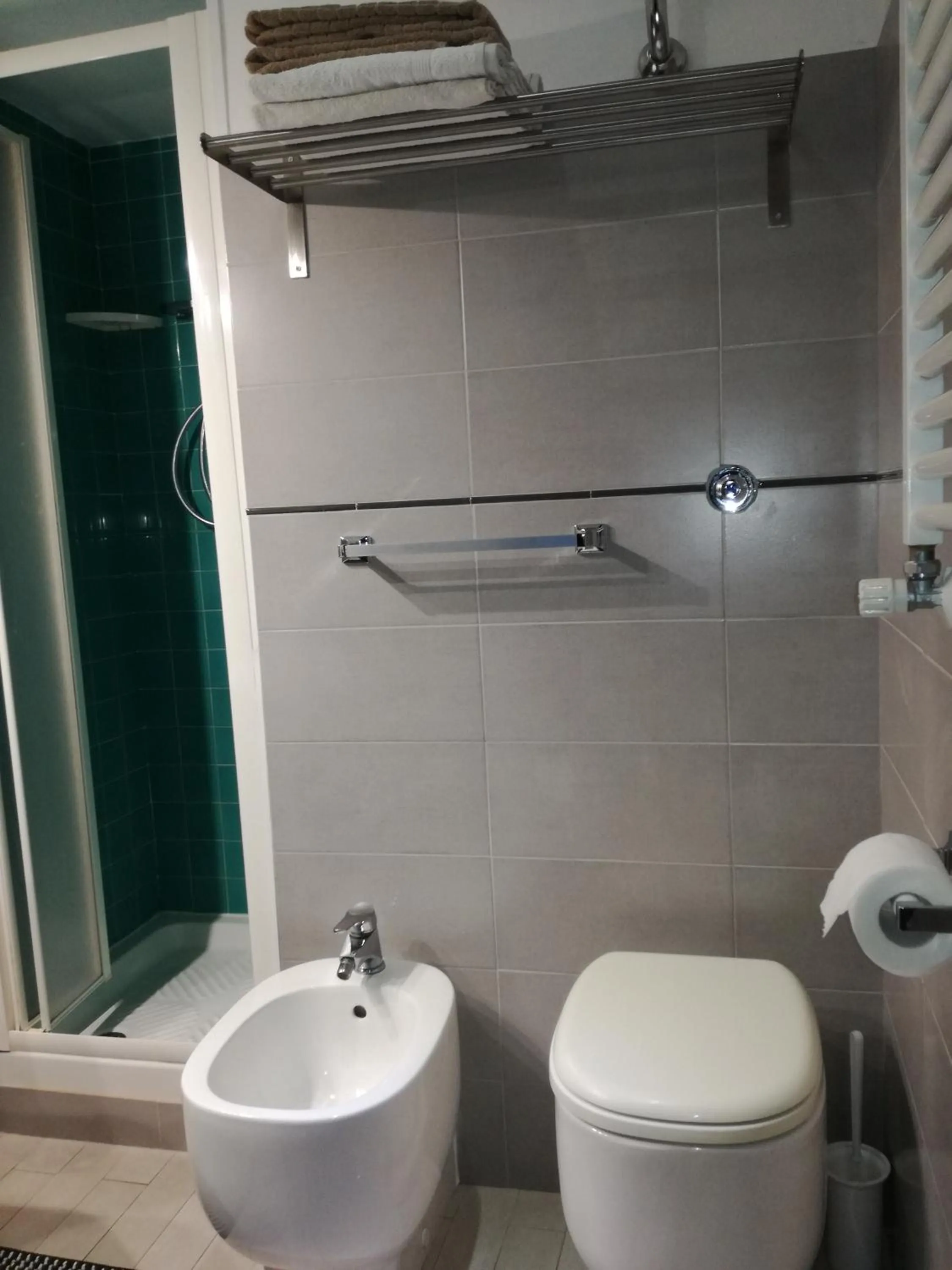 Shower in B&B Rainbow