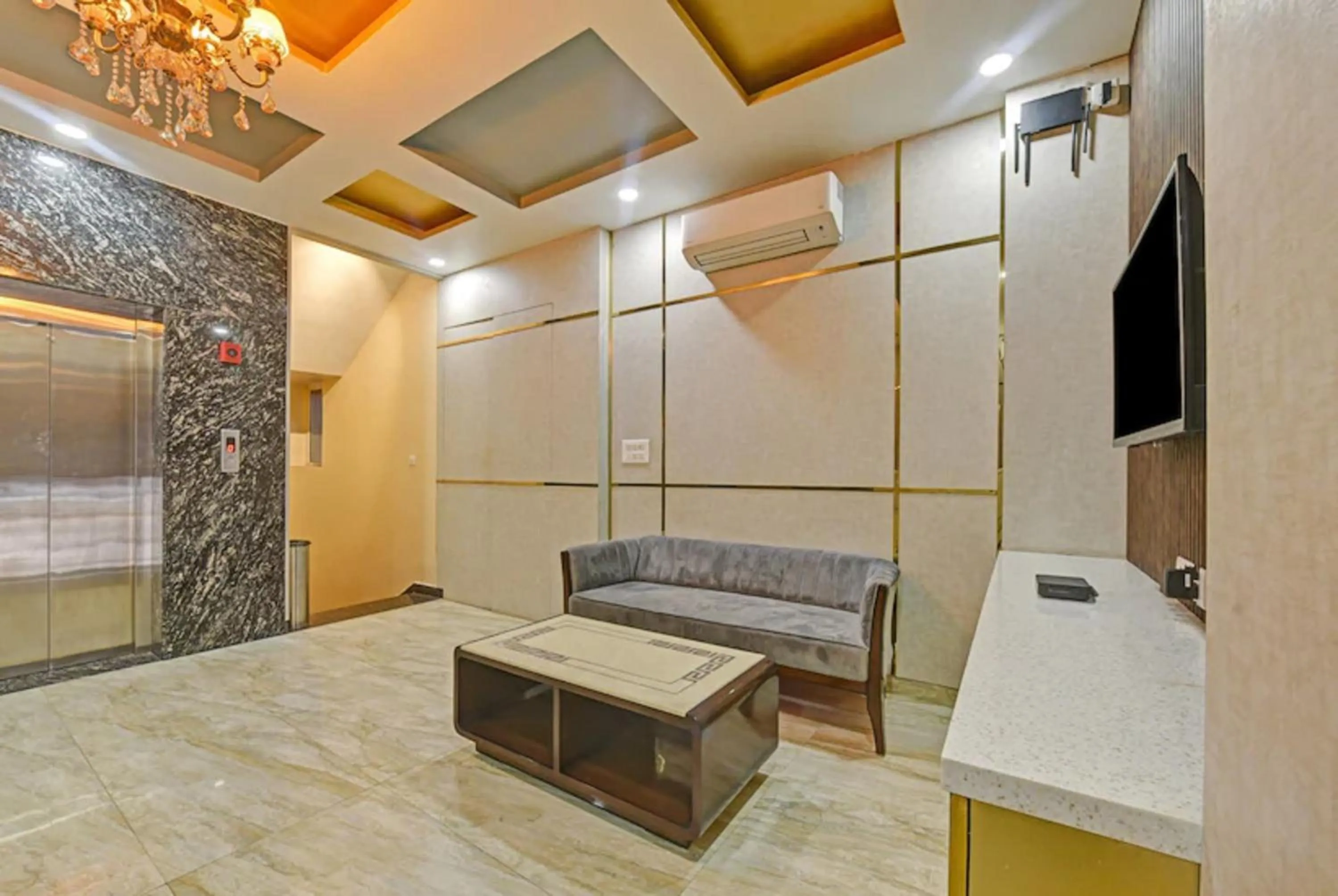 Lobby or reception in Hotel King's Turban