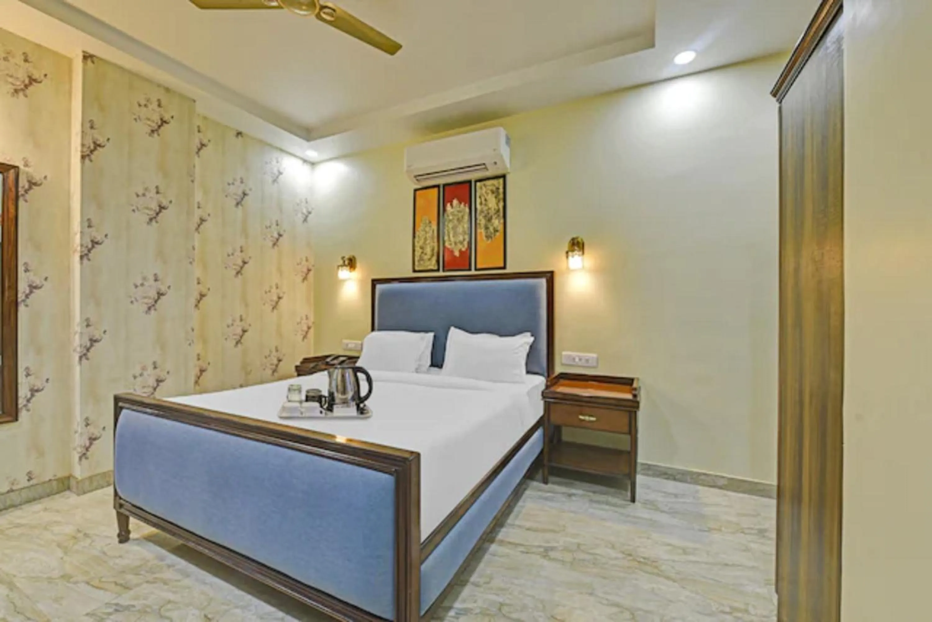 Bed in Hotel King's Turban