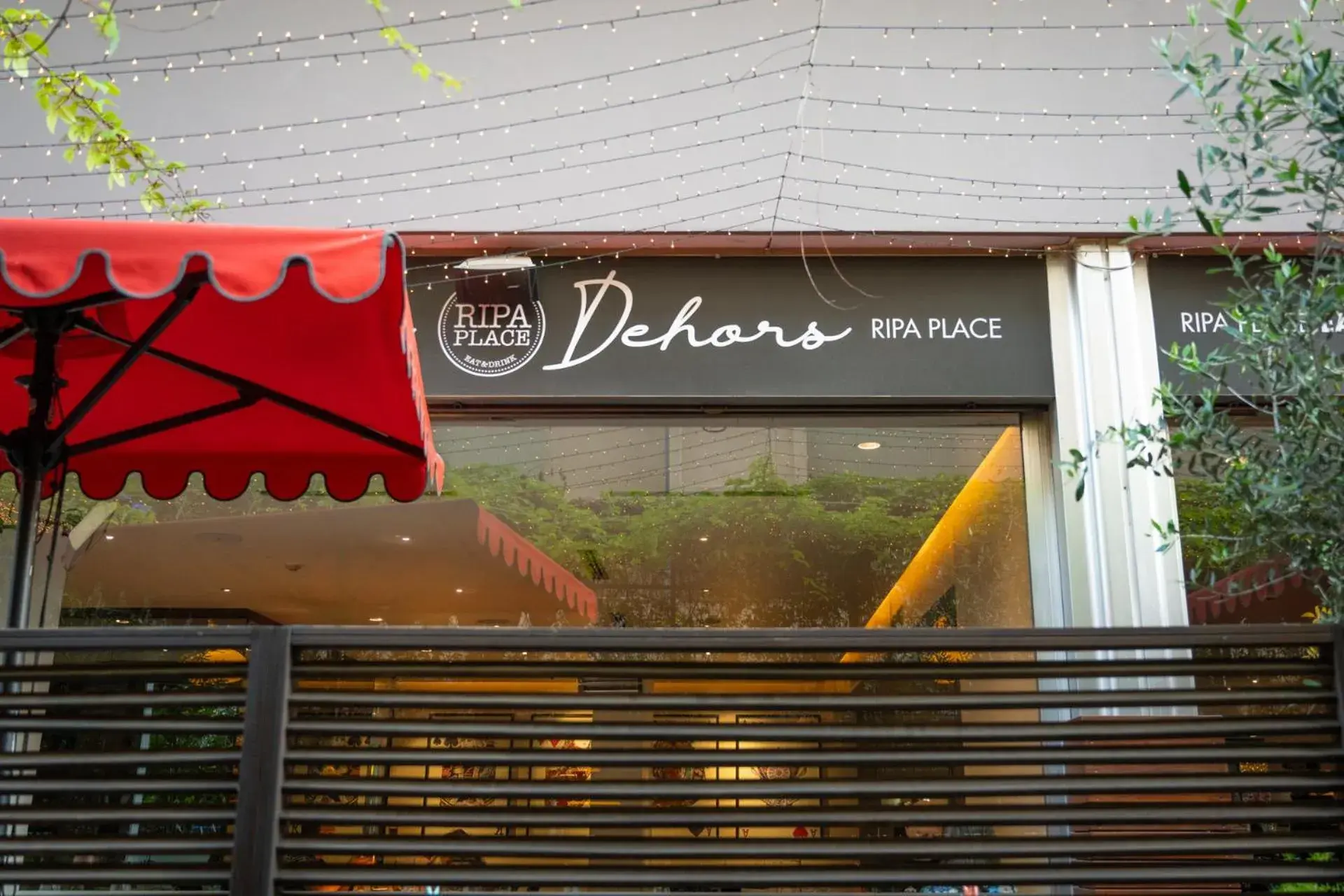 Property building in Hotel Ripa Roma Property building in Hotel Ripa Roma