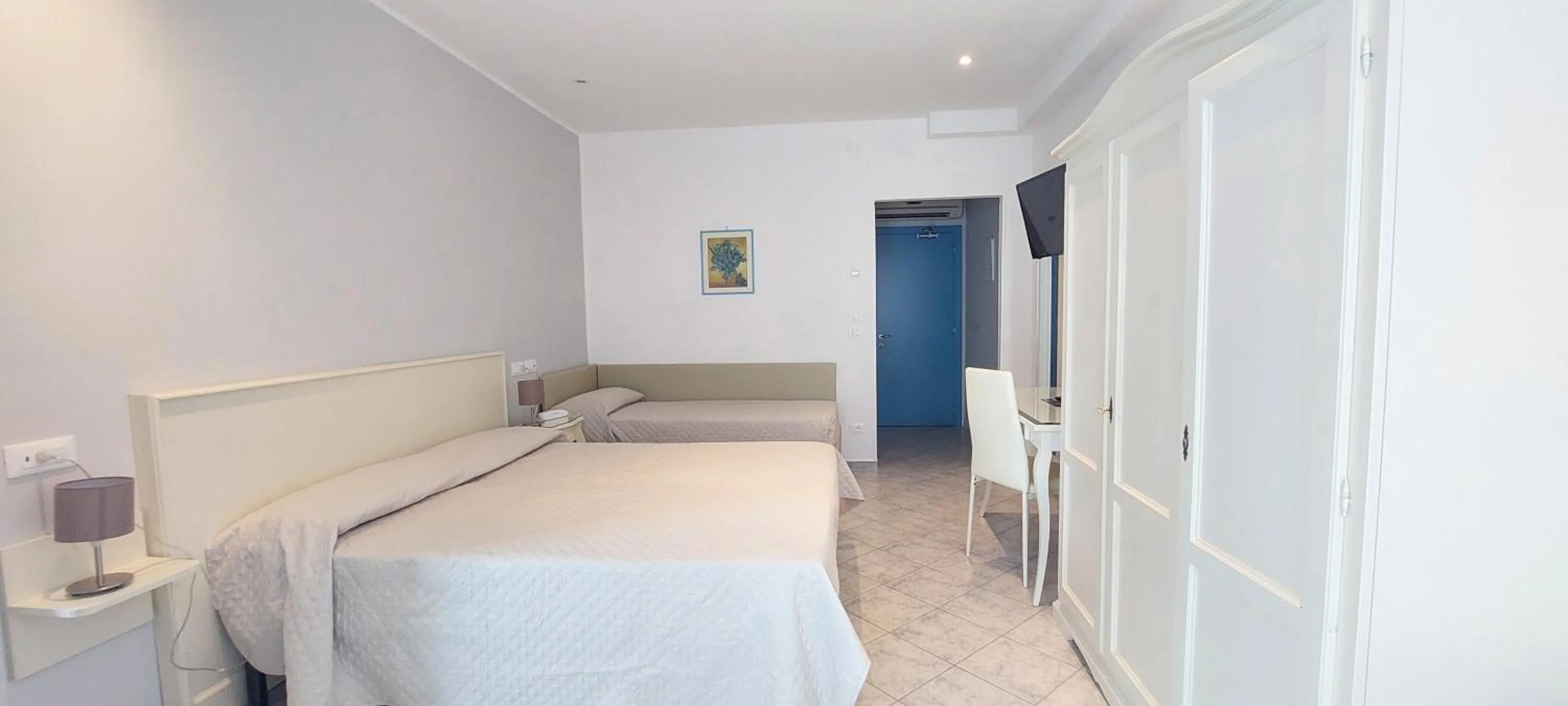 Standard Family Room in Hotel Viña del Mar Pineta