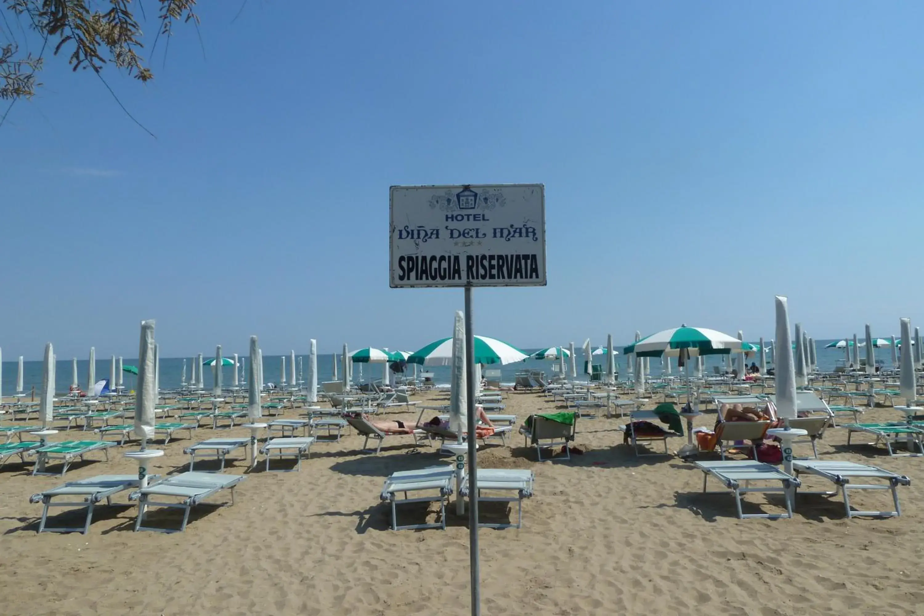 Beach in Hotel Viña del Mar Pineta