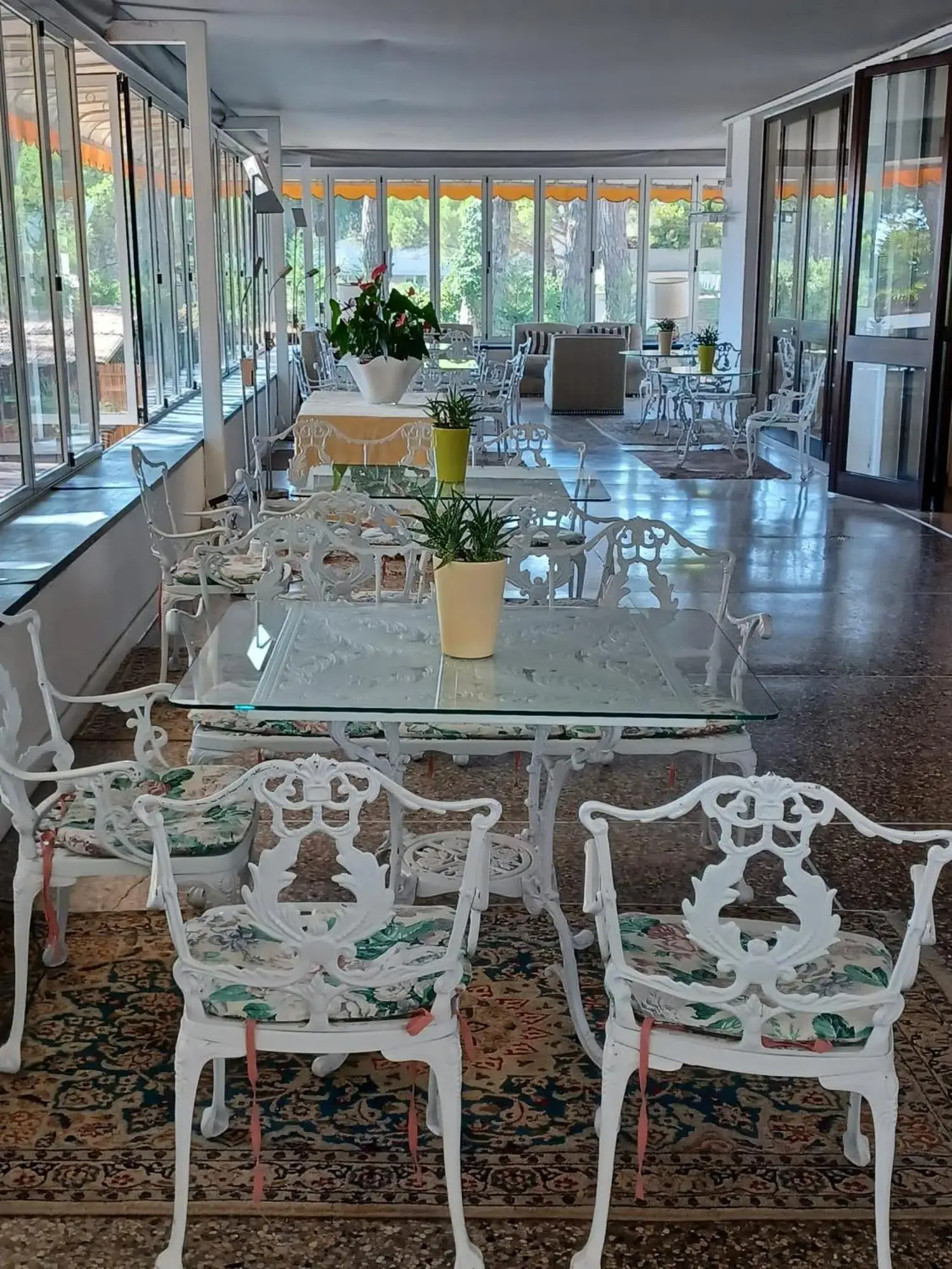 Restaurant/Places to Eat in Hotel Viña del Mar Pineta