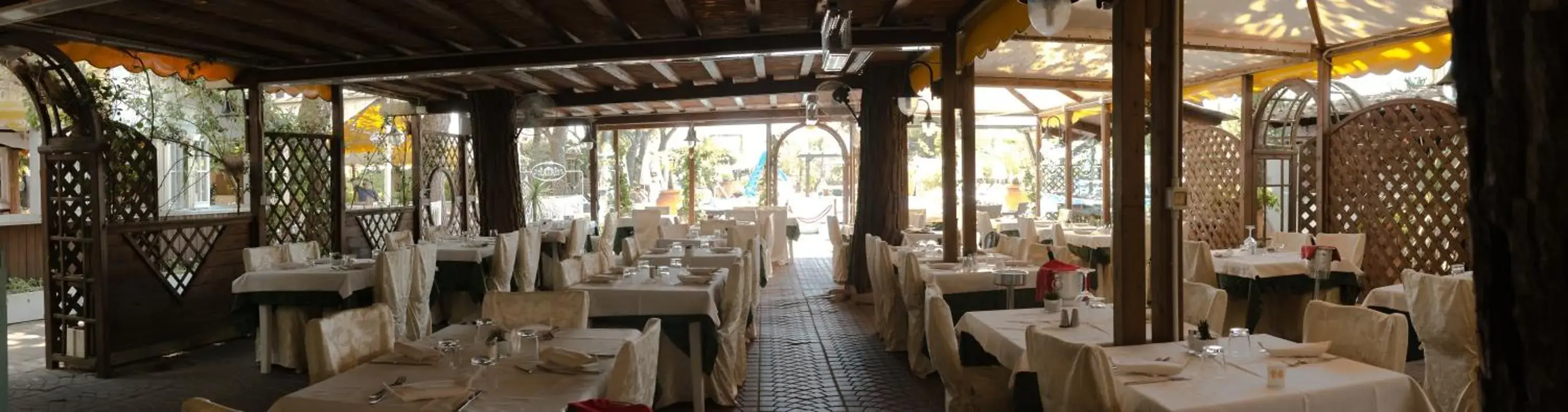 Restaurant/Places to Eat in Hotel Viña del Mar Pineta