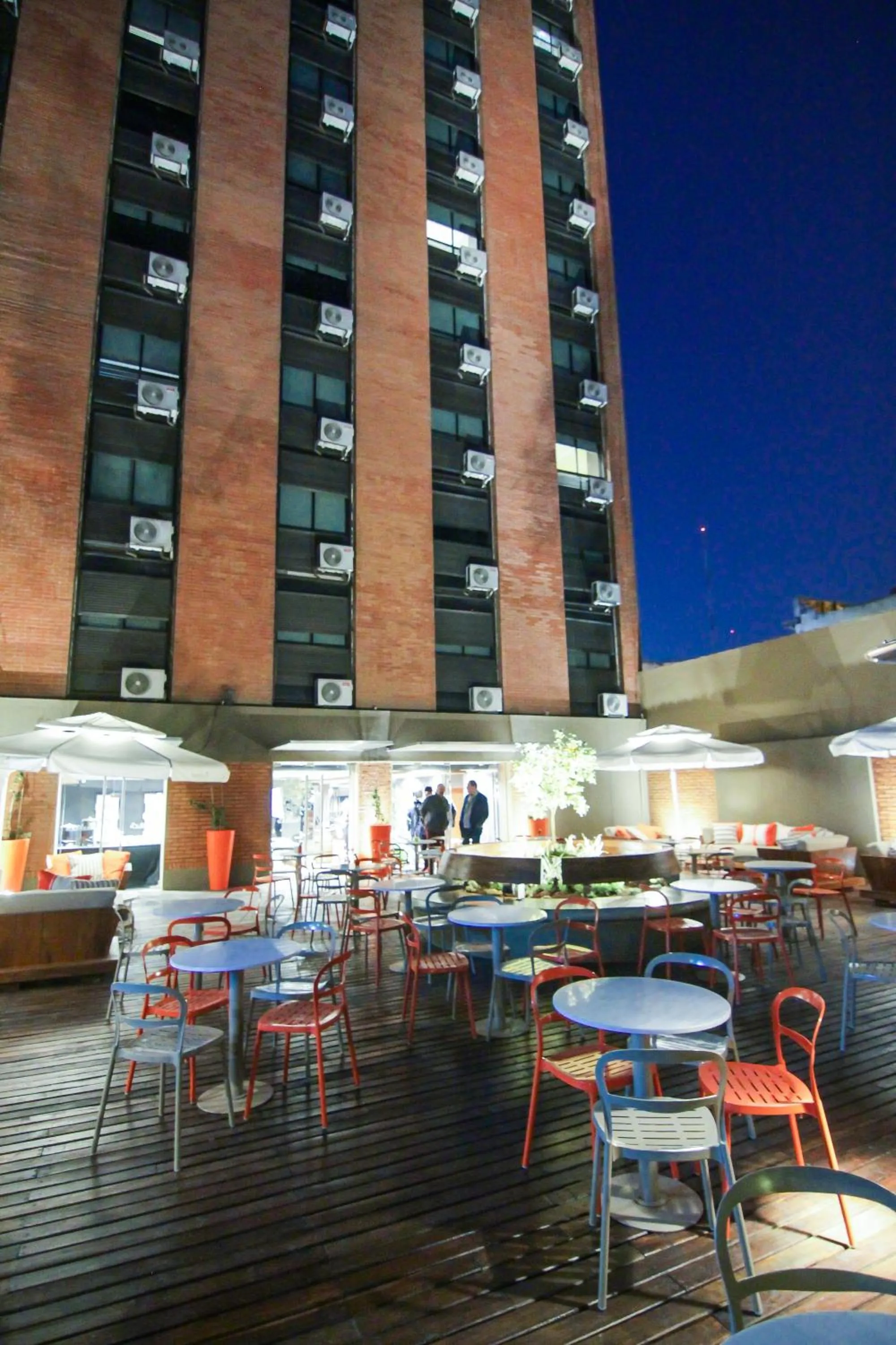 Restaurant/places to eat in Ramada Plaza by Wyndham Tucuman